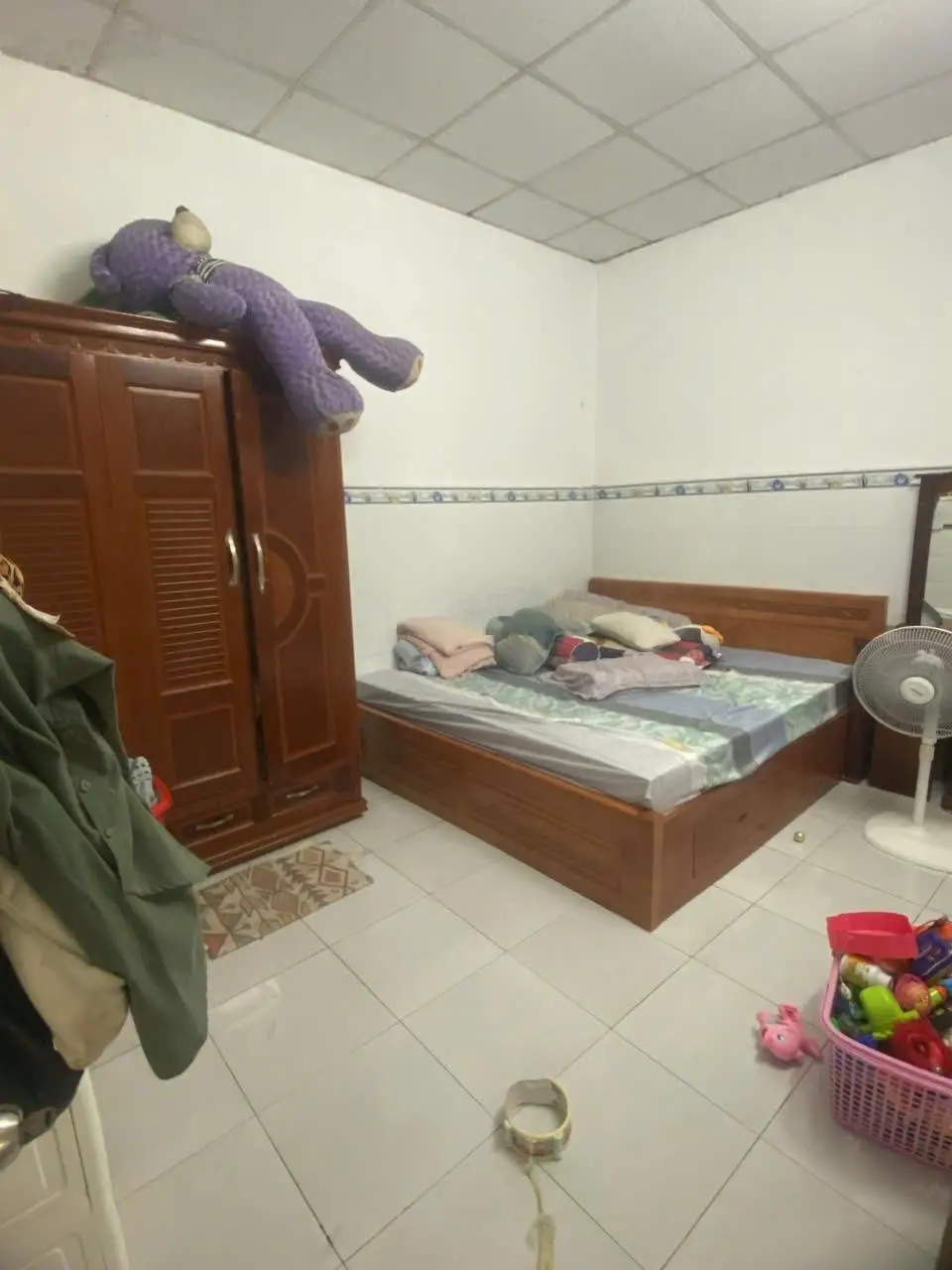Chính chủ gửi bán căn nhà cấp 4, đường Nguyễn Văn Quá, Quận 12, DT 4,5x8,5m, sổ hồng, giá 3tỷ450
