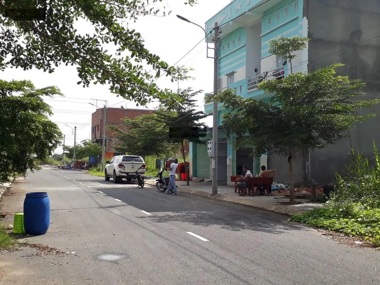 Tôi chính chủ bán gấp lô đất 90m2, giá 1 tỷ 2, có sổ, full thổ, gần bệnh viện Xuyên Á