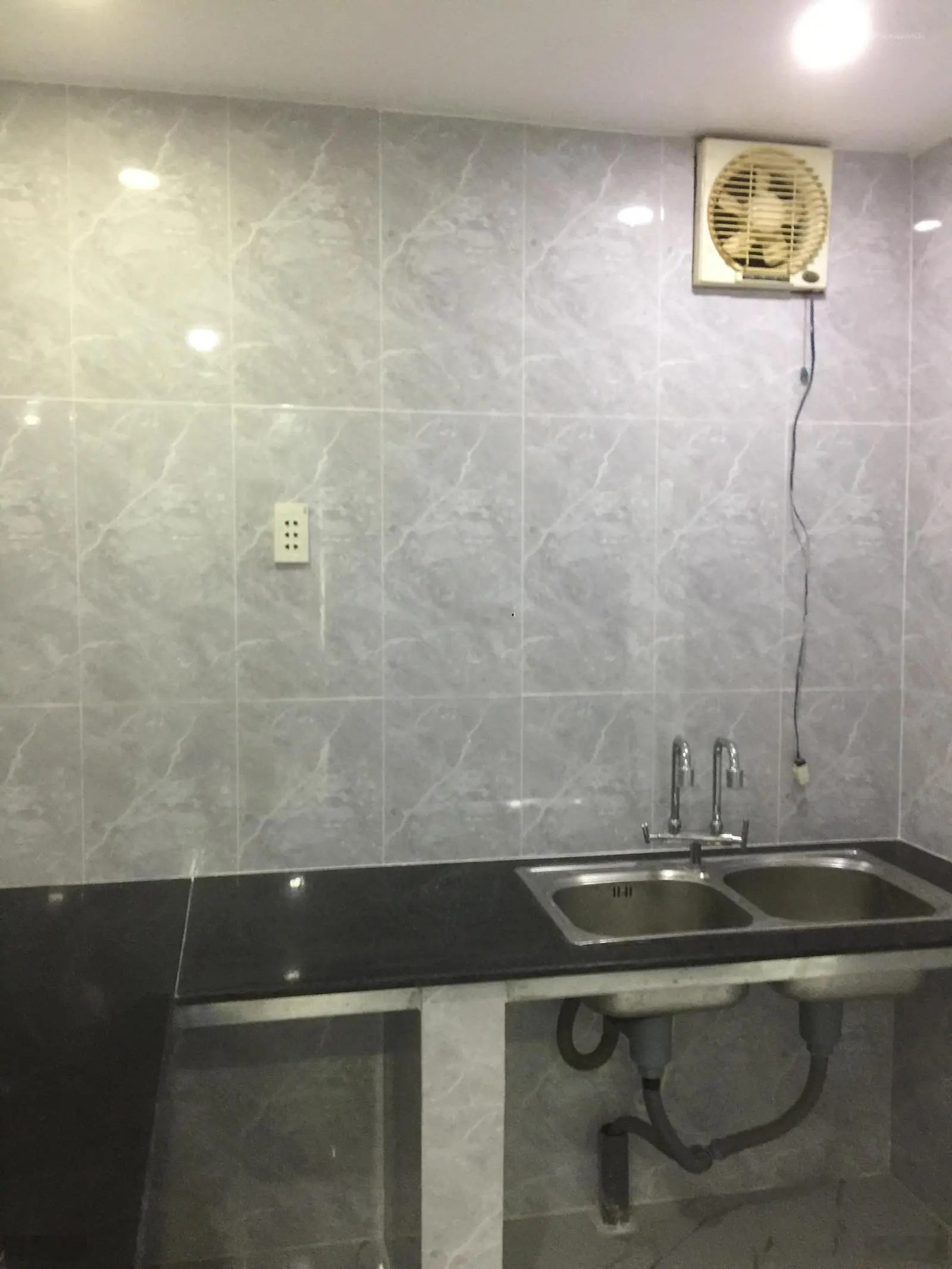 Chính chủ bán nhà DT:3,5x10 giá 3 tỷ 5 , Sổ hồng , trệt 1 lửng ,HBC,TĐ,:0908 284 ***-098016419