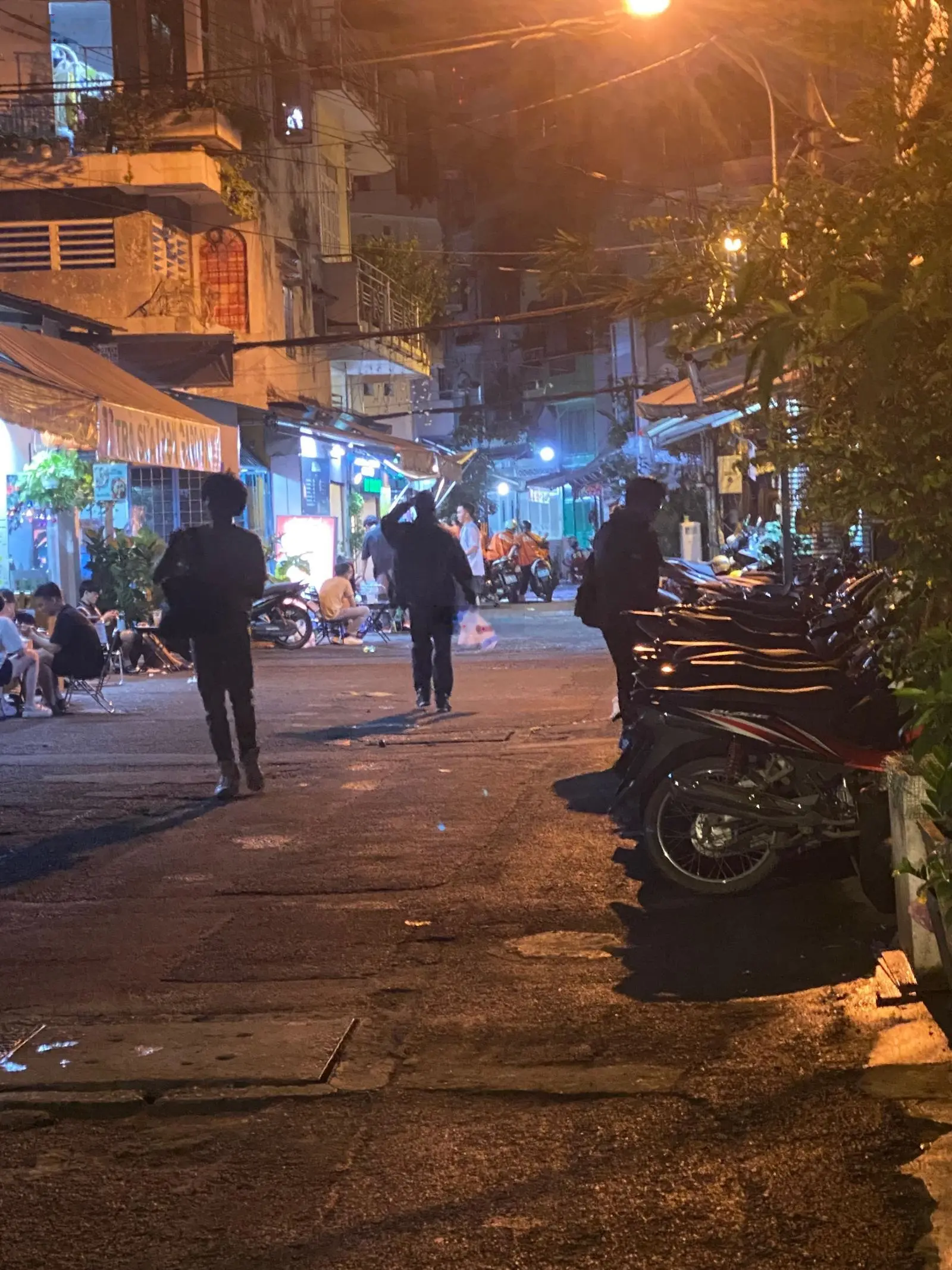 (7 x 10m) 5 tầng - 2 mặt tiền Cư Xá Đô Thành