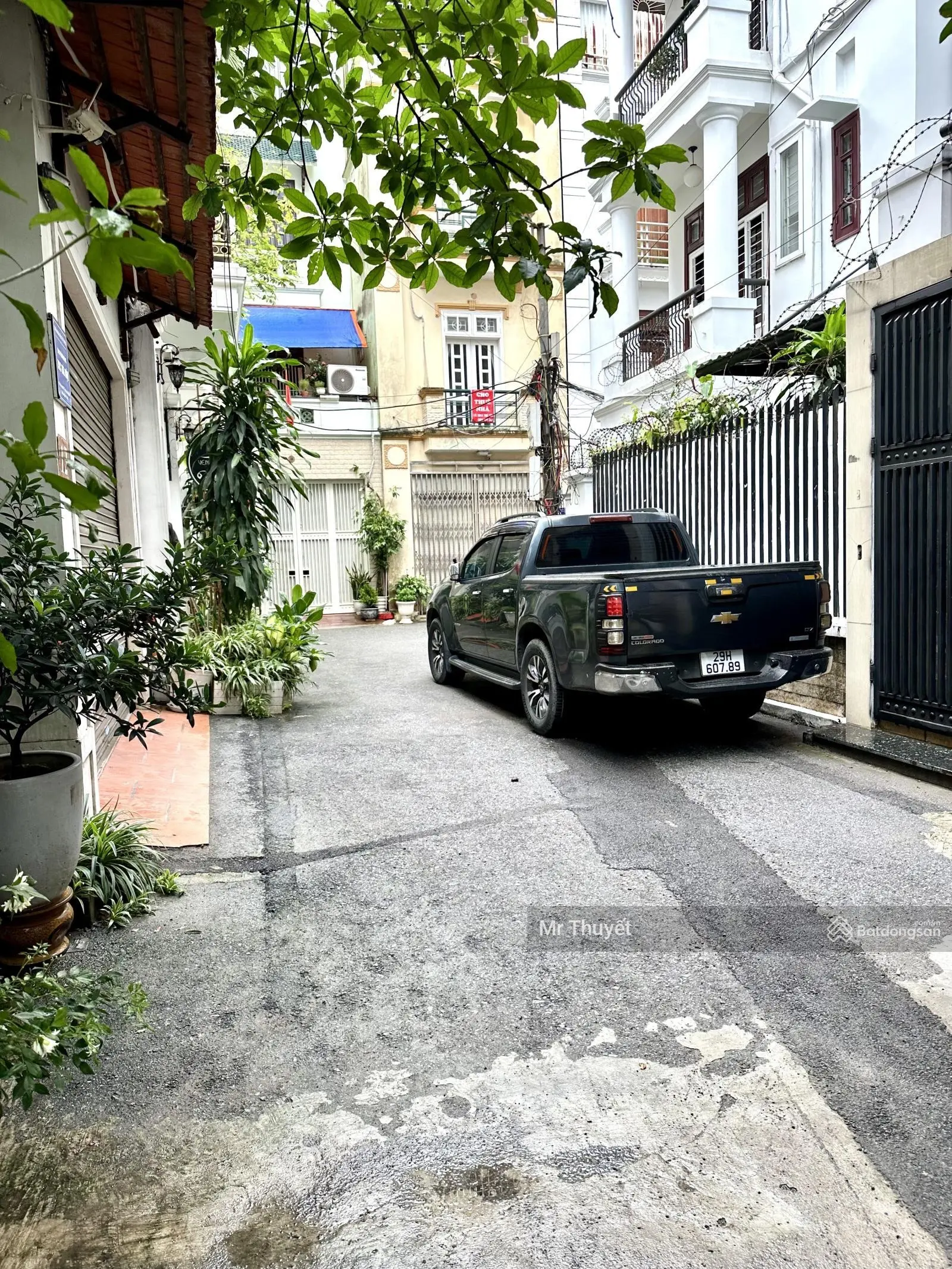 Cực hiếm-nhỉnh 15 tỷ-lâm du-bồ đề-long biên-8 tầng nở hậu-gara ô tô-thang máy-full nội thất