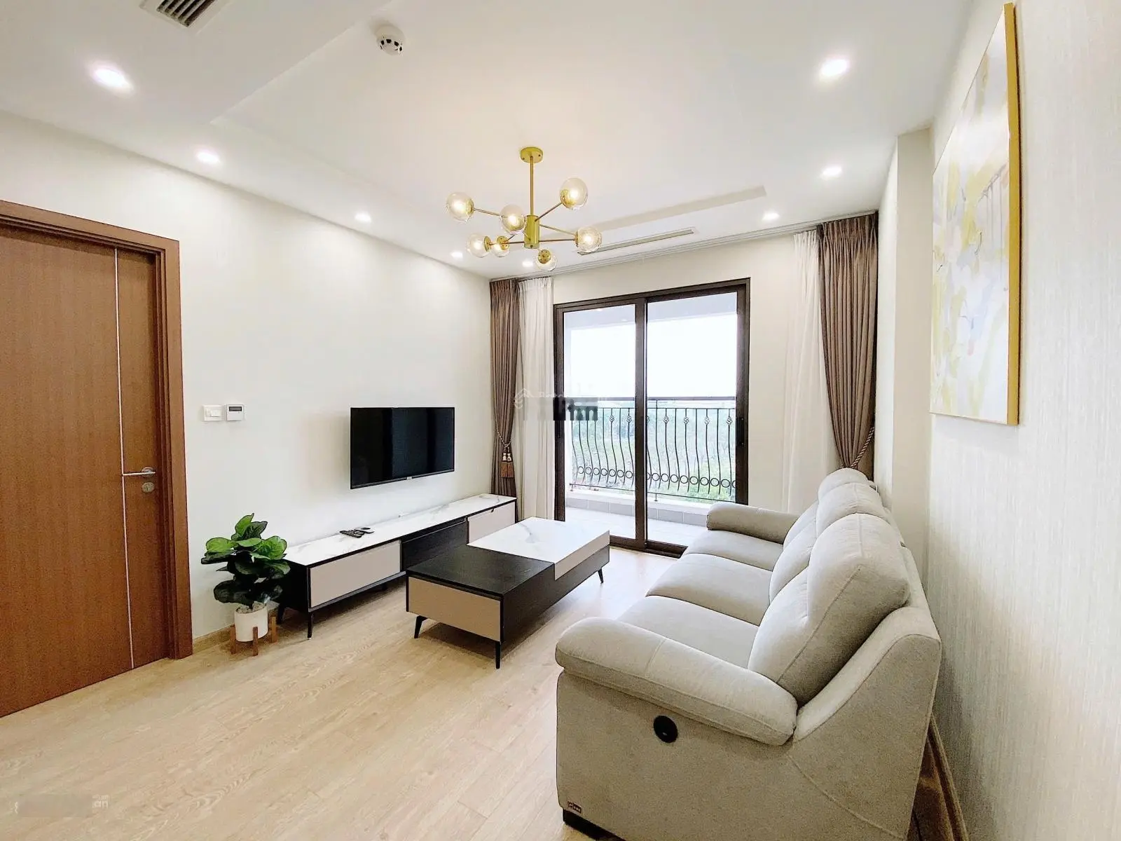 Chính chủ bán căn hộ 3 phòng ngủ Dualkey-125m tại Florence Mỹ Đình,sẵn sổ đỏ,đồ mới tinh tầng trung
