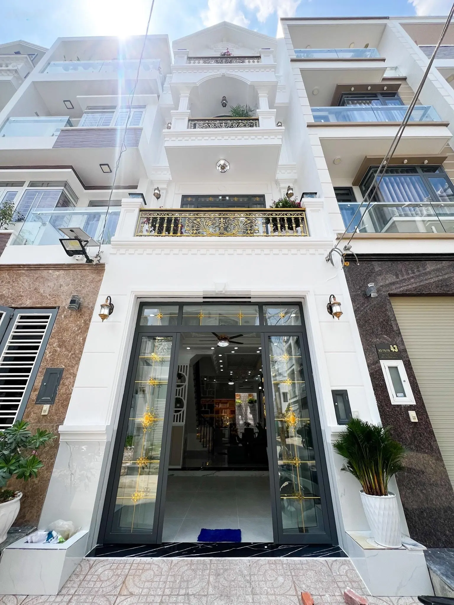 Bán nhà mới sổ riêng KDC The Sun Thị Trấn Nhà Bè - 3 lầu full nội thất