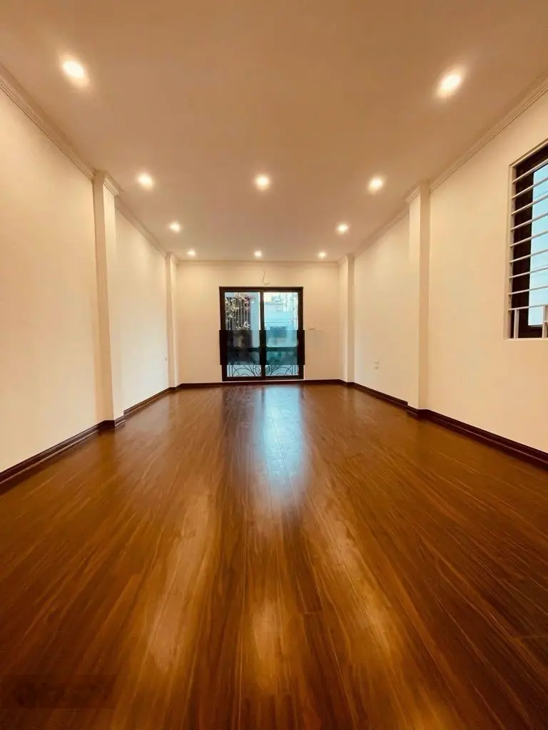 Phúc Lợi 35 m2 6 tầng 3,7 tỷ - nhà mới - ngõ rộng thông - ô tô tránh 20 mét - ngay trường học, chợ
