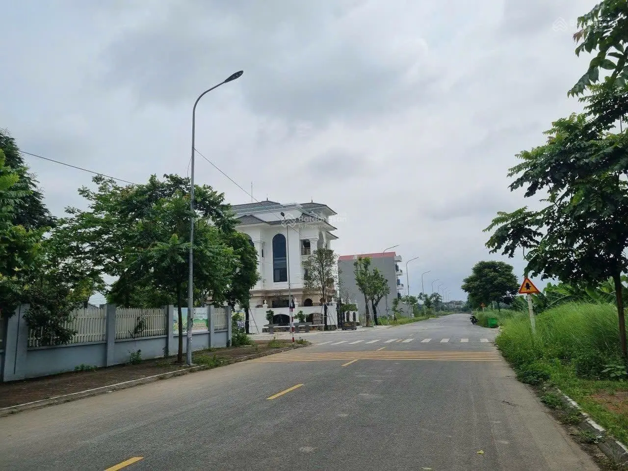 Bán lô đất 90 m2 đấu giá Kim Chân, thành phố Bắc Ninh