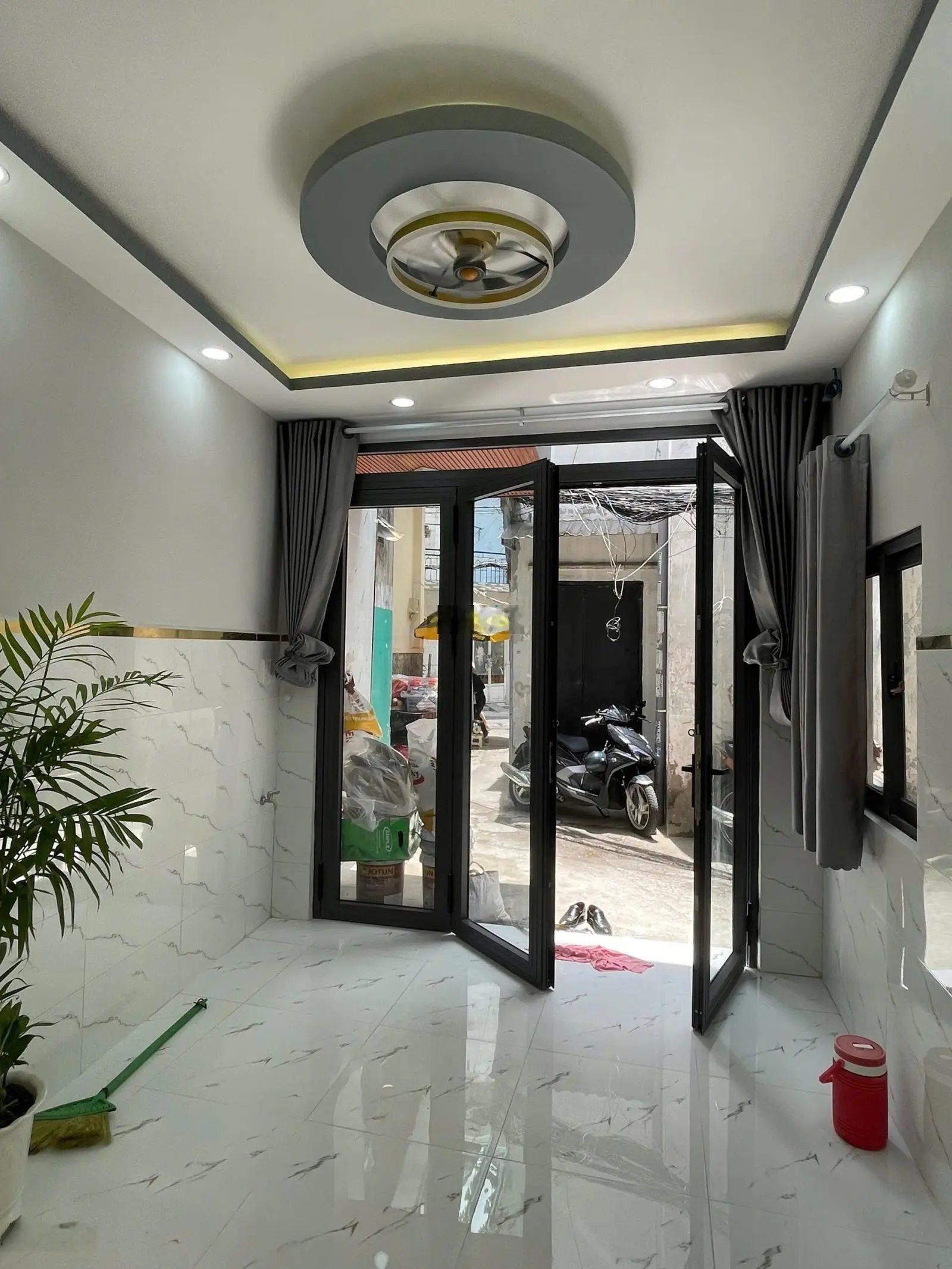 NHÀ BÁN ĐƯỜNG NGUYỄN THƯỢNG HIỀN - BÌNH THẠNH - 4.2M x 9M -36M2 - 2 TẦNG - NHÀ ĐẸP