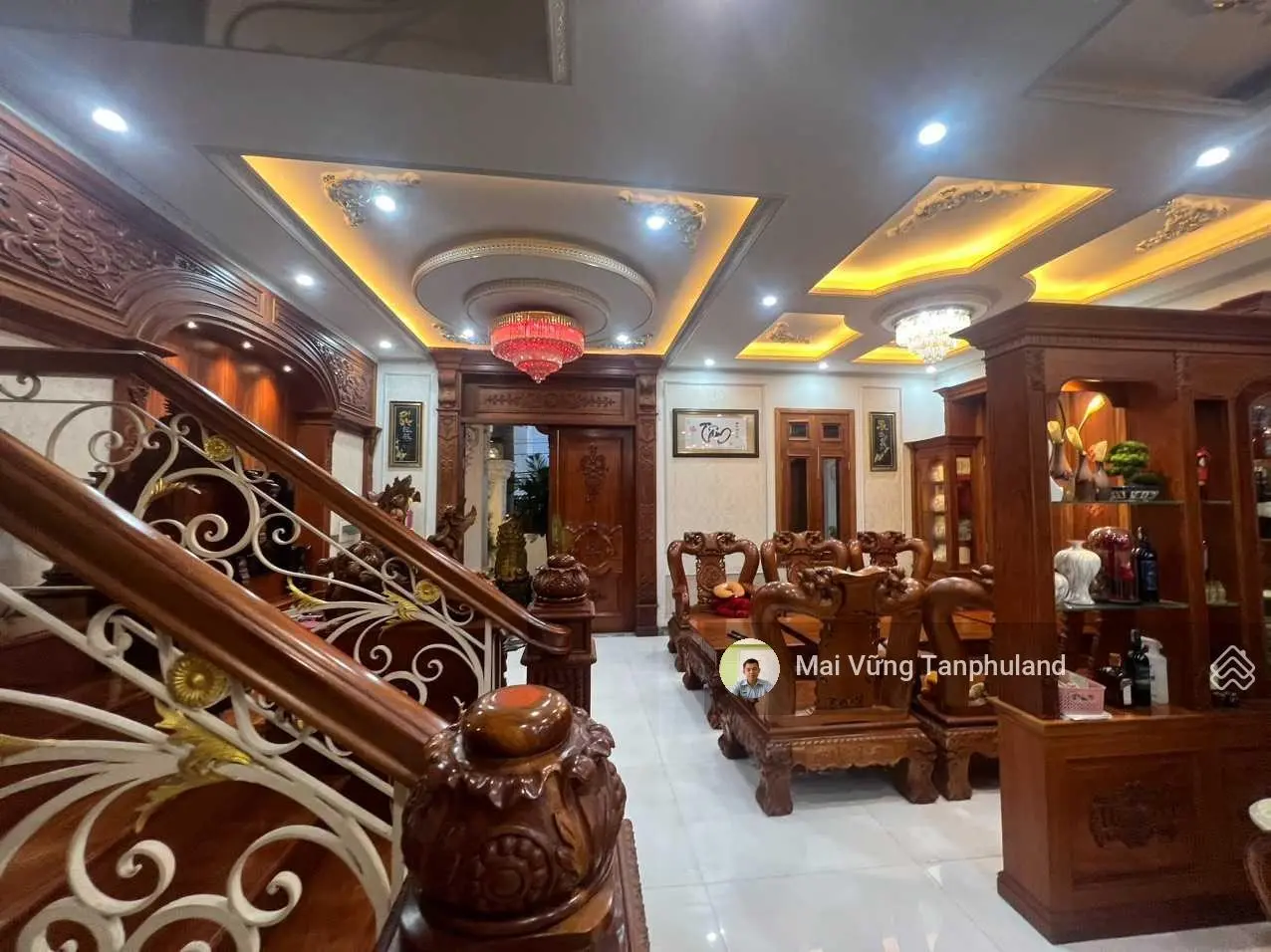 Bán căn biệt thự góc 2 mặt tiền đẹp - Phường Tân Quý, Quận Tân Phú (3 lầu + sân thượng)