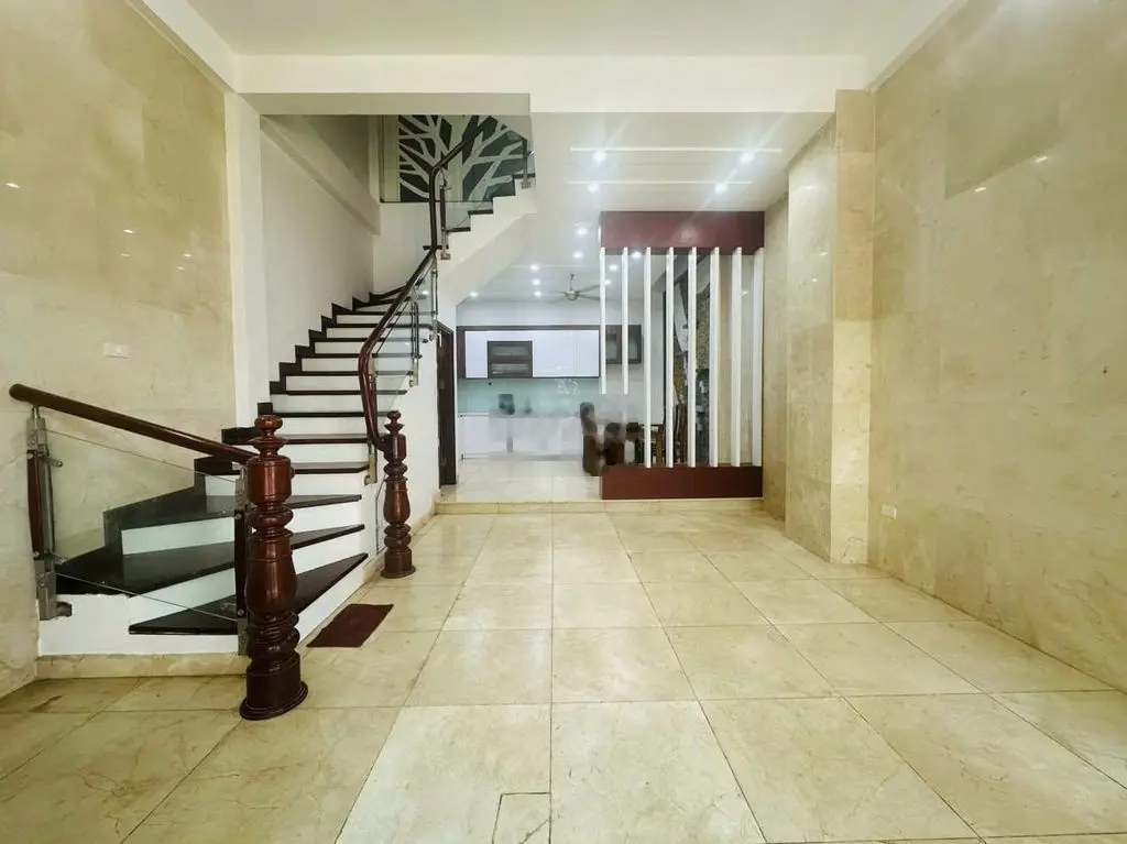 Dịch vụ dương nội-50m2-5 tầng-mt 5m-vỉa hè kinh doanh đa dạng- ô tô