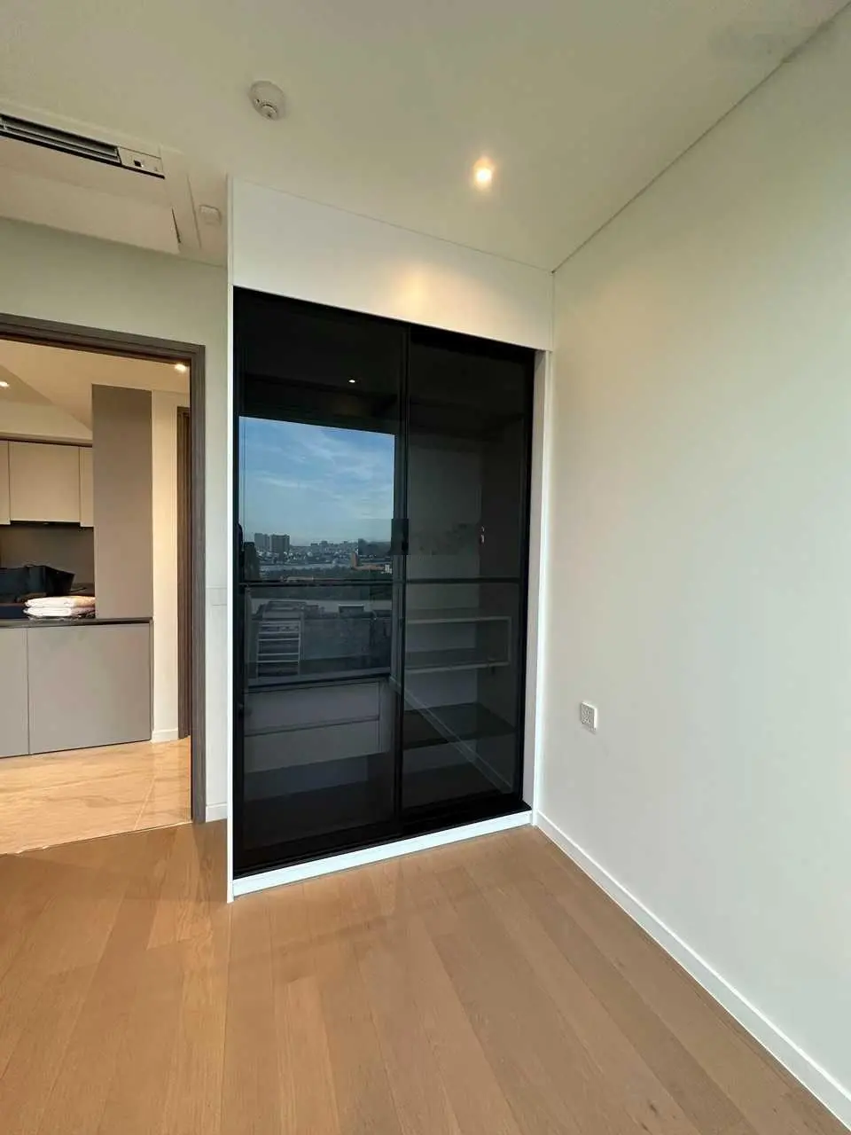 Bán căn hộ Opera Thủ Thiêm 2PN full NT 77m2 view sông Bitexco giá rẻ đầu tư. Hotline 0938 883 ***