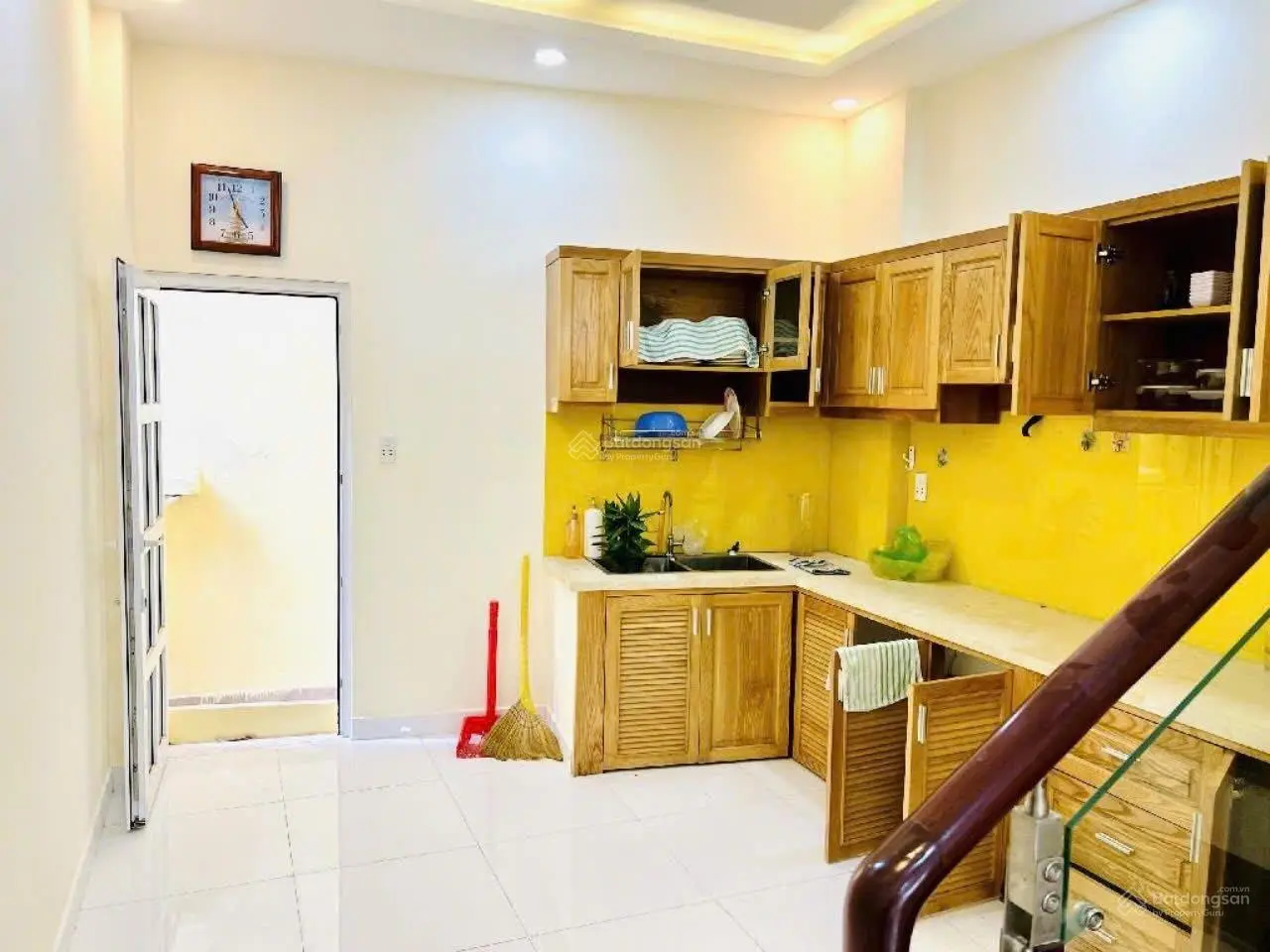 Nhà mới btct ở ngay - cách hxt 15m - bạch đằng gần chợ bà chiểu - ngã tư hàng xanh - 46m chỉ 5.2tỷ