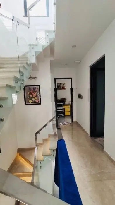 Nhà 1/ đẹp kiên cố xe hơi đậu cữa lê văn quới 80m2 4x 20m giá chỉ hơn 4 tỷ