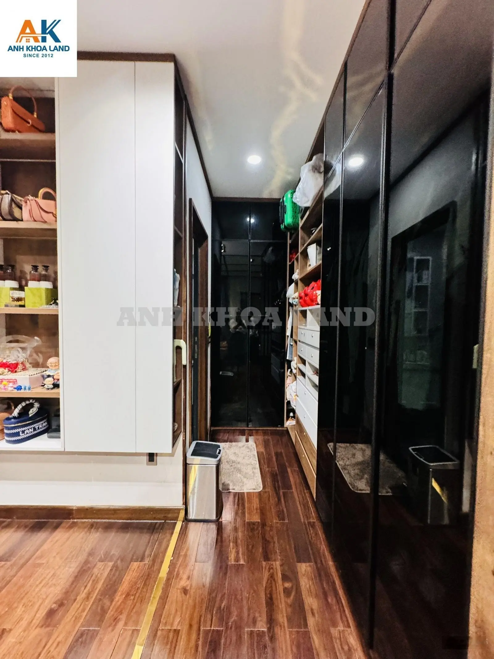 Giảm 1.5tỷ nhà MT kinh doanh ngay Trung Tâm Thủ Đức. Full nội thất cao cấp. Khu VIP, thông thoáng