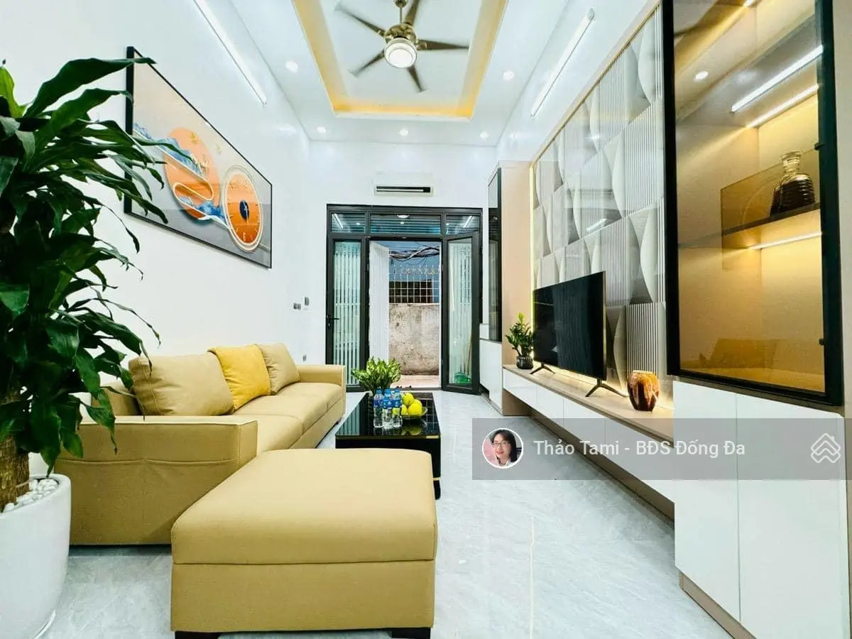 Nhất định phải xem! Phố Khâm Thiên lô góc 2 thoáng, 20m ra đường ô tô, sân để xe rộng rãi, 37m2*4T