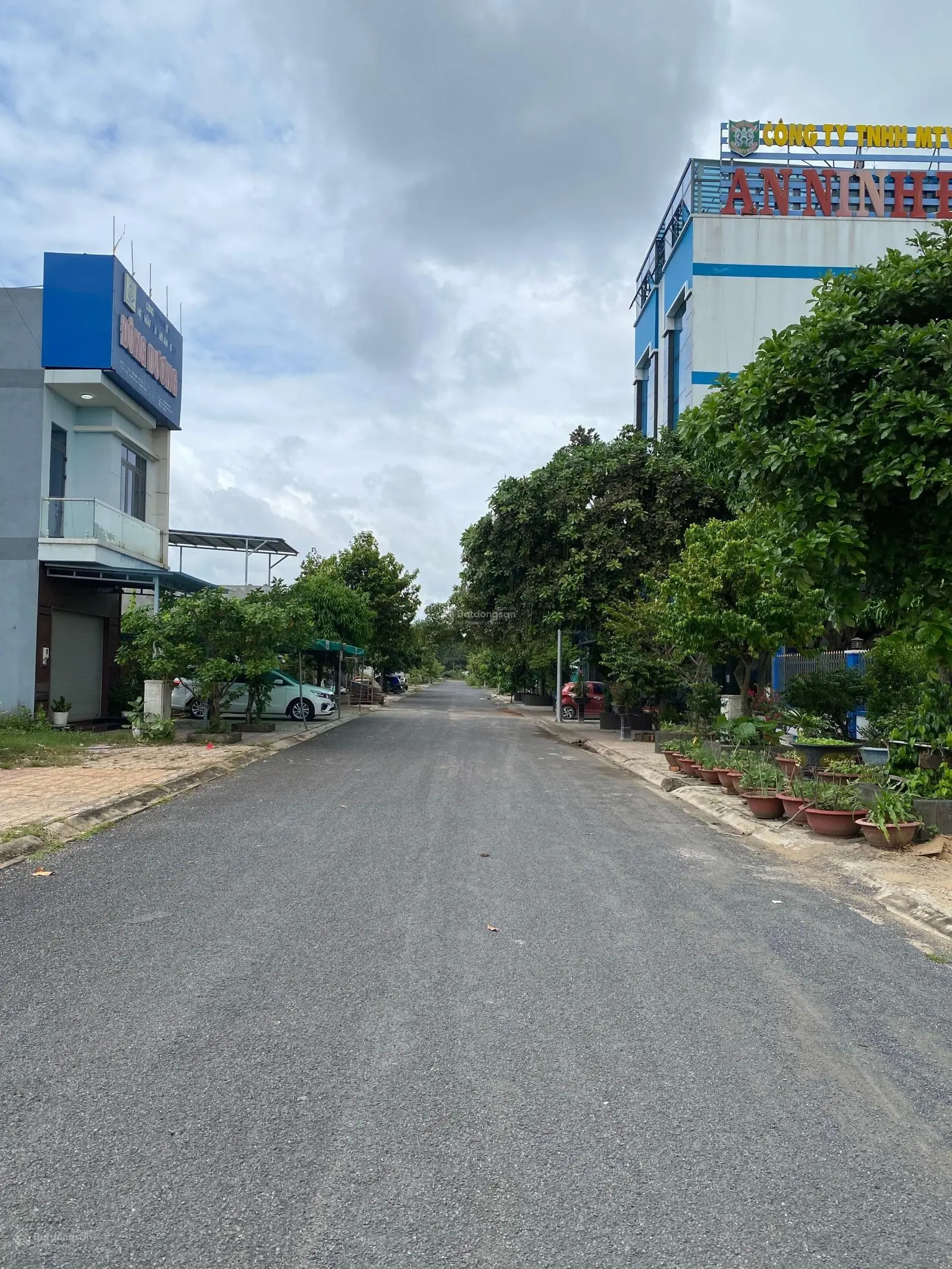 Ngộp, chủ bán gấp lô 92.5m2 đường N9 hướng Nam, trong KDC An Thuận gần ngã ba Nhơn Trạch 0868 292 ***