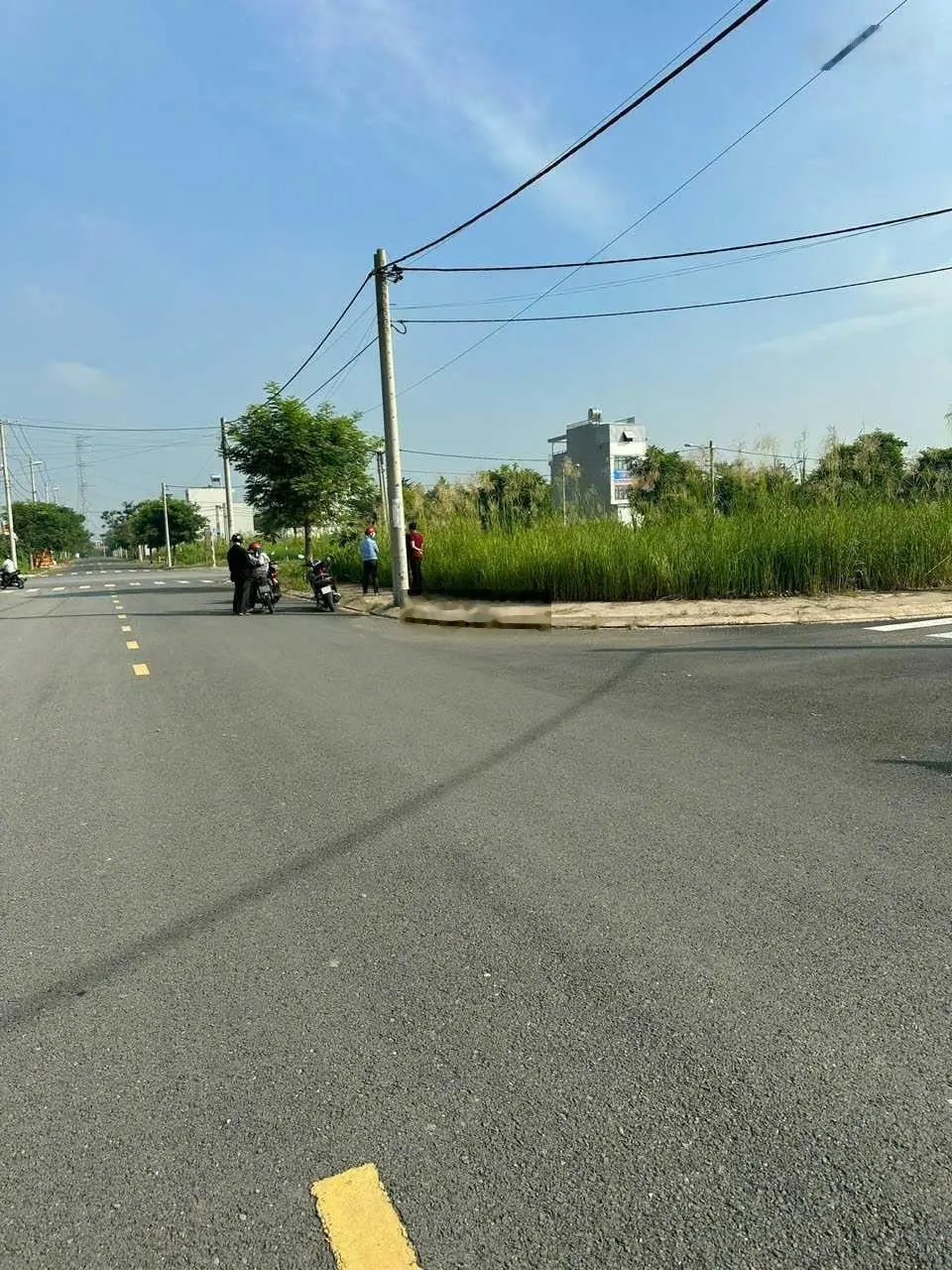 Sài Gòn Village nền gần cổng chính dự án Giá chỉ: 1ty850.DT: 80m2.Sổ LH: 0937 337 *** Danh