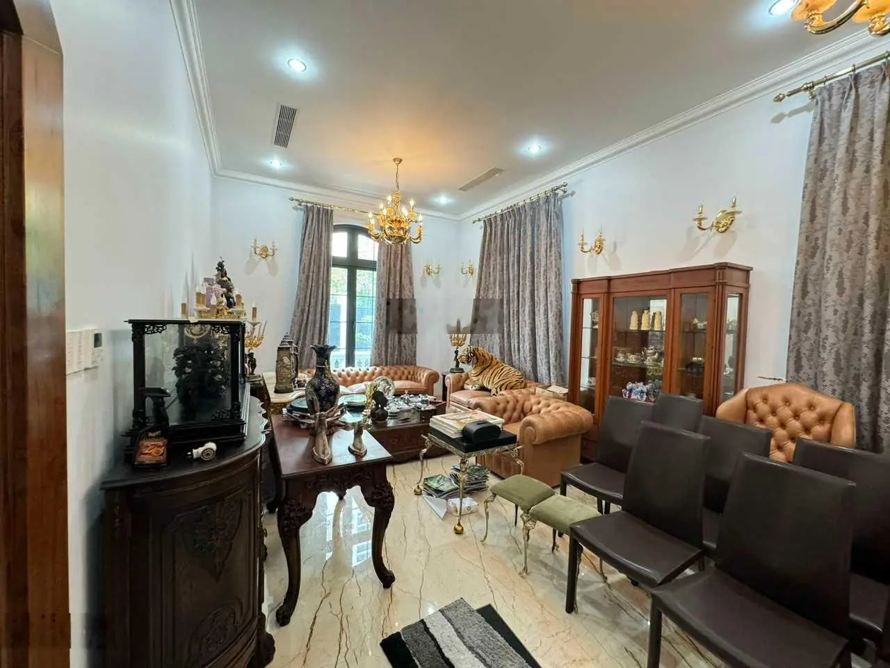Bán biệt thự 3 tầng 20X25 (500m2) giá rẻ