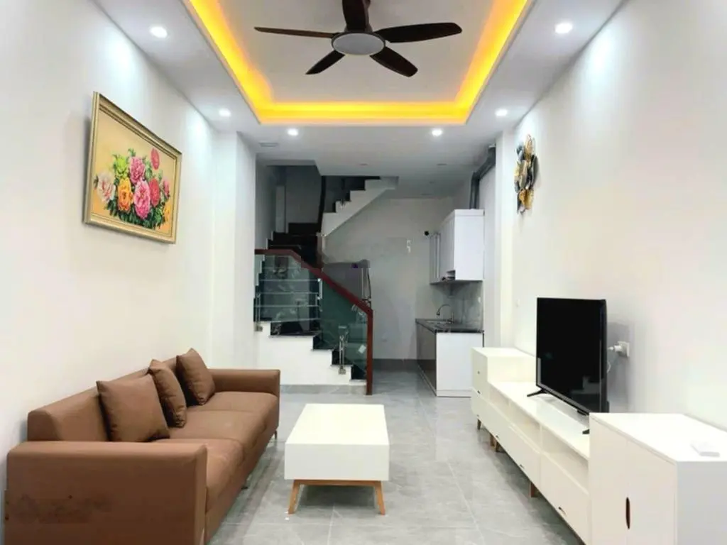Gần Vinhomes Hàm Nghi - ô tô vào nhà xe tải qua ô chờ thang máy full nội thất bãi xe miễn phí