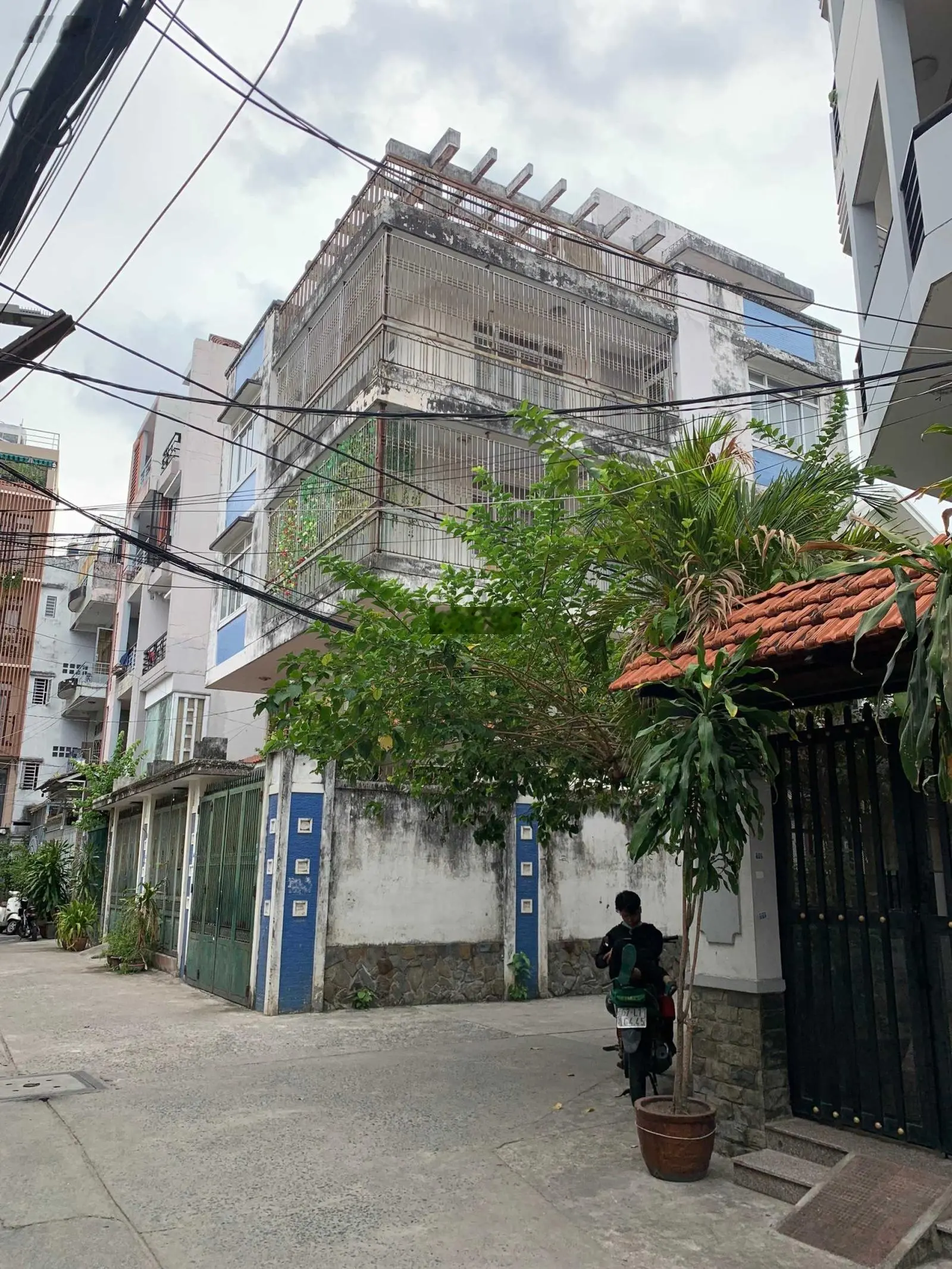 Bán nhà 10x20m hẻm xe hơi Trần Bình Trọng, F2, Q5-DT khủng tiện xây mới-quỹ đất hiếm có ở Q5