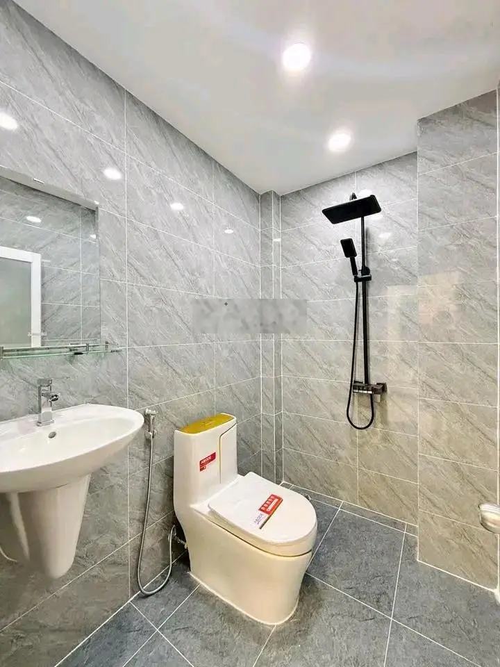 Giảm giá cực tốt căn nhà Lê hồng Phong - Phường 10 - Quận 10, giá 3TỶ380/78,4m2, đang cho thuê 24tr