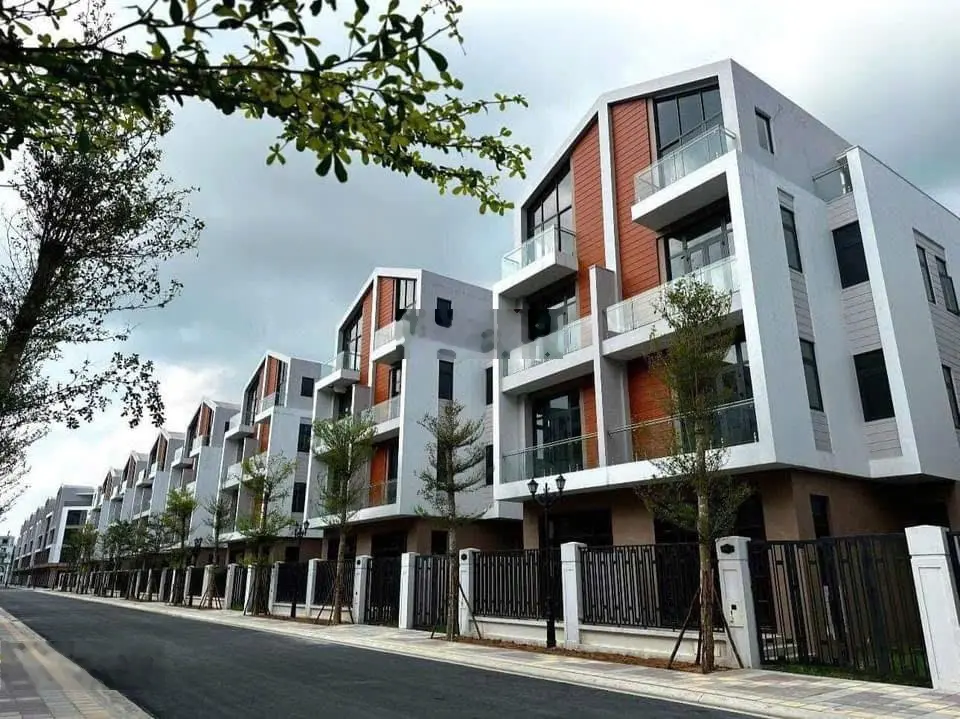 Mở bán biệt thự tứ lập ánh dương vin 3 - view hồ - công viên nước - ck 22% - htls 24 tháng 0%