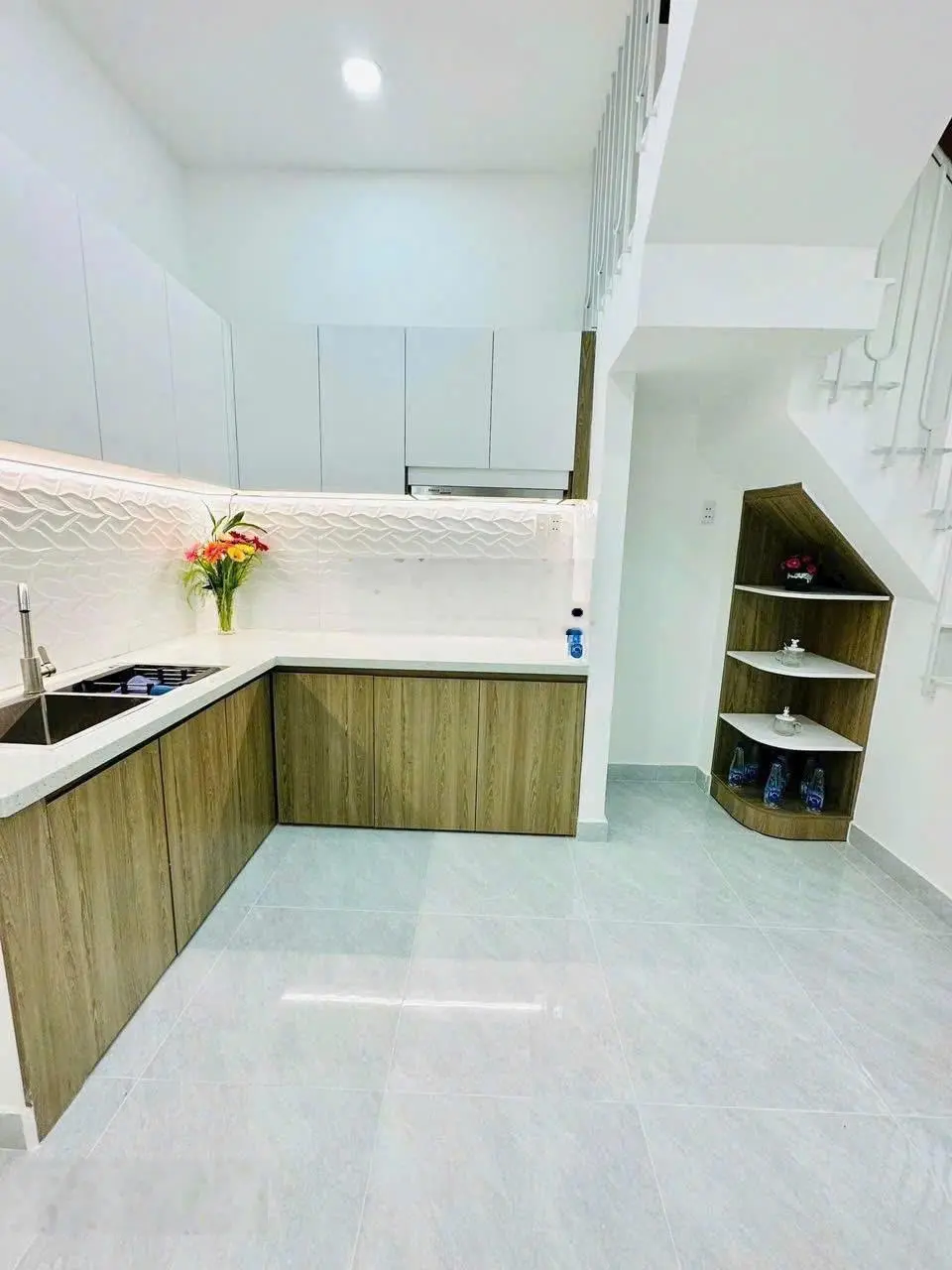 Mua nhanh kẻo lở nhà 42,4m2 đường Lý Thường Kiệt P. 7 Tân Bình. Giá 1tỷ990 Gần sân vận động Phú Thọ