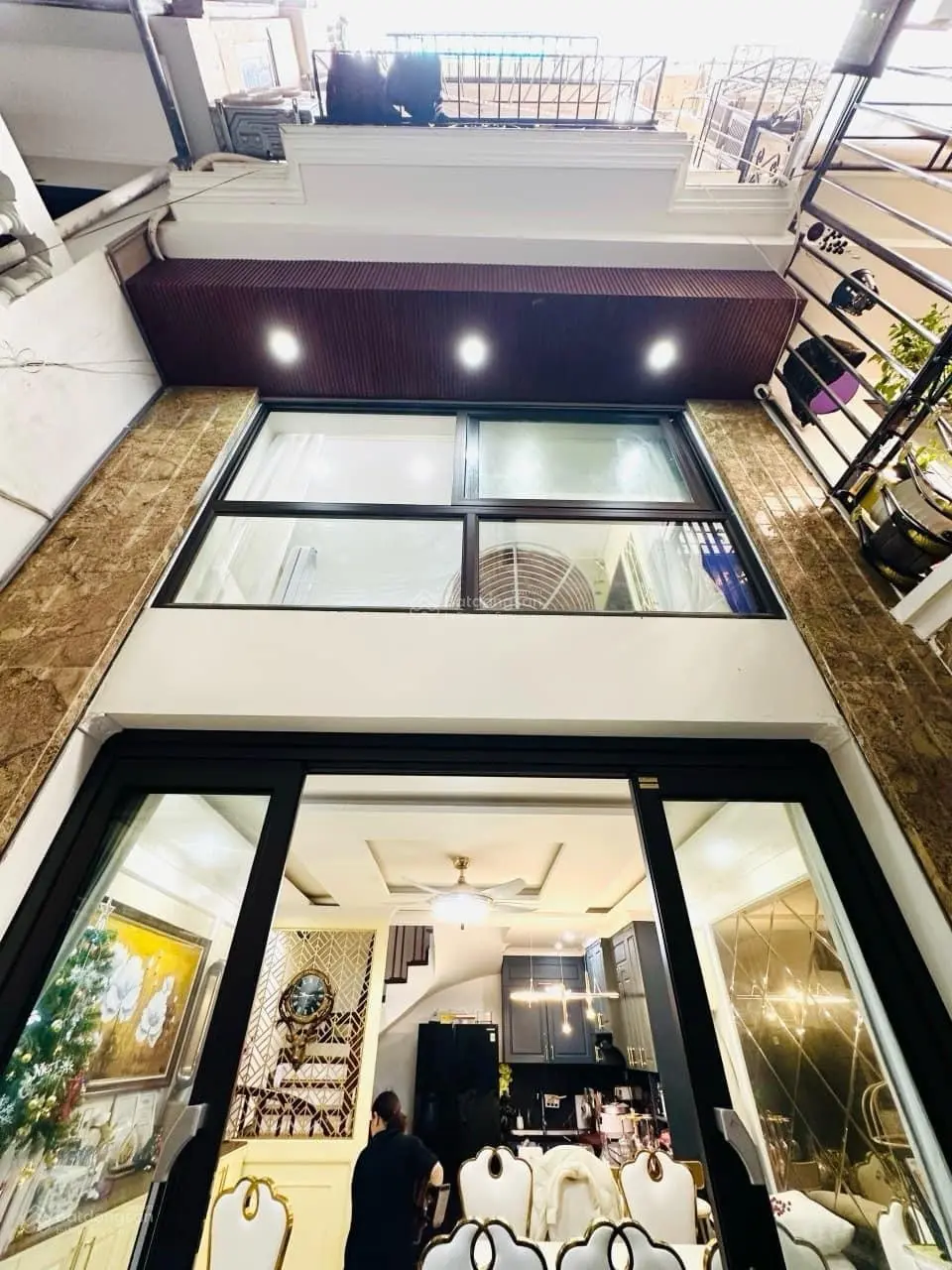 Cần tiền bán gấp nhà phố Vương Thừa Vũ 38m2x4T*4.5m MT - ô tô tải đỗ cửa - chỉ 6.6 tỷ - KD đỉnh