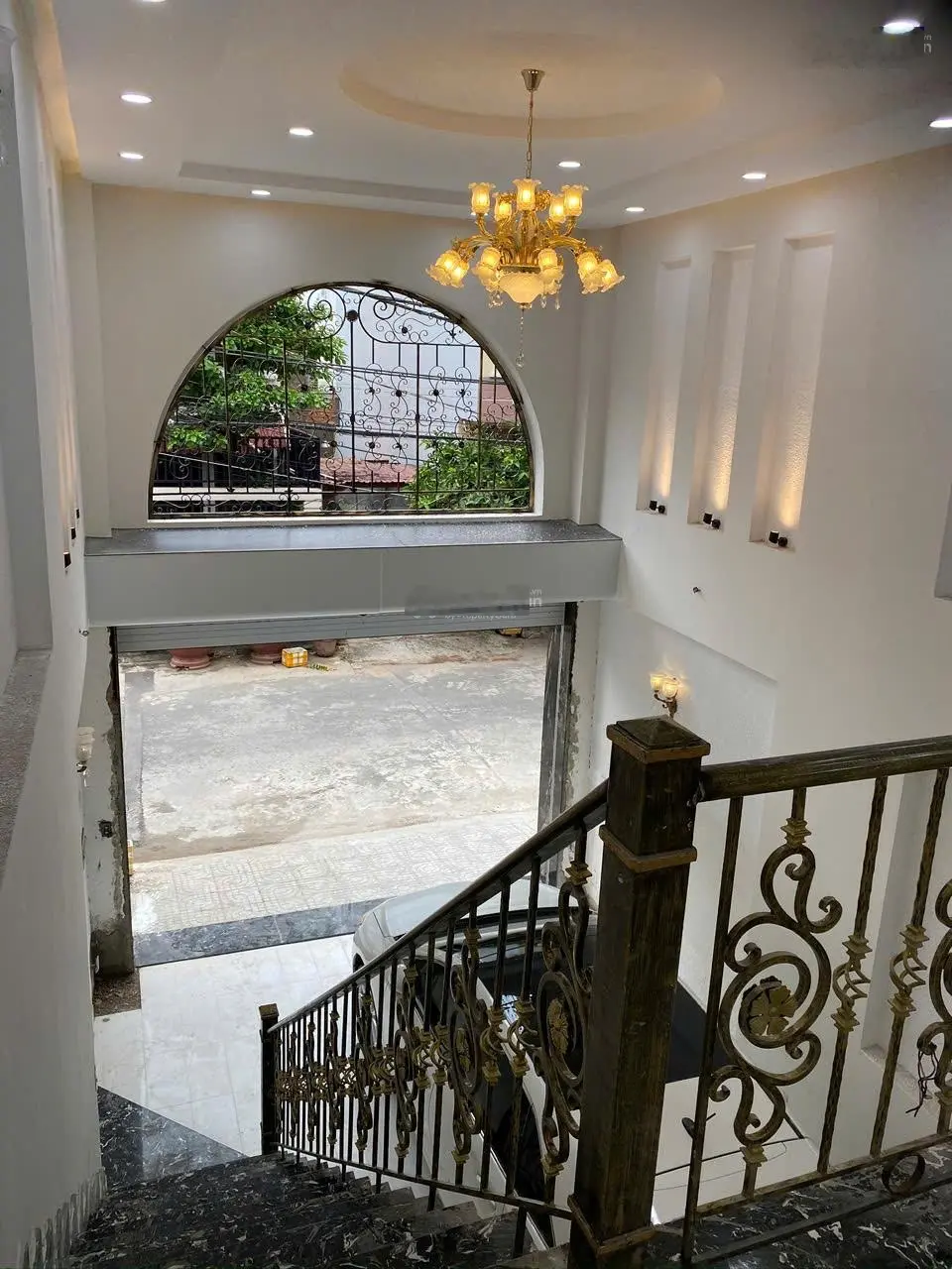 Nhà 5 lầu có thang máy - Khu bên sông Đường 17 Phạm Văn Đồng, Hiệp Bình Chánh - sát TTTM Gigamall