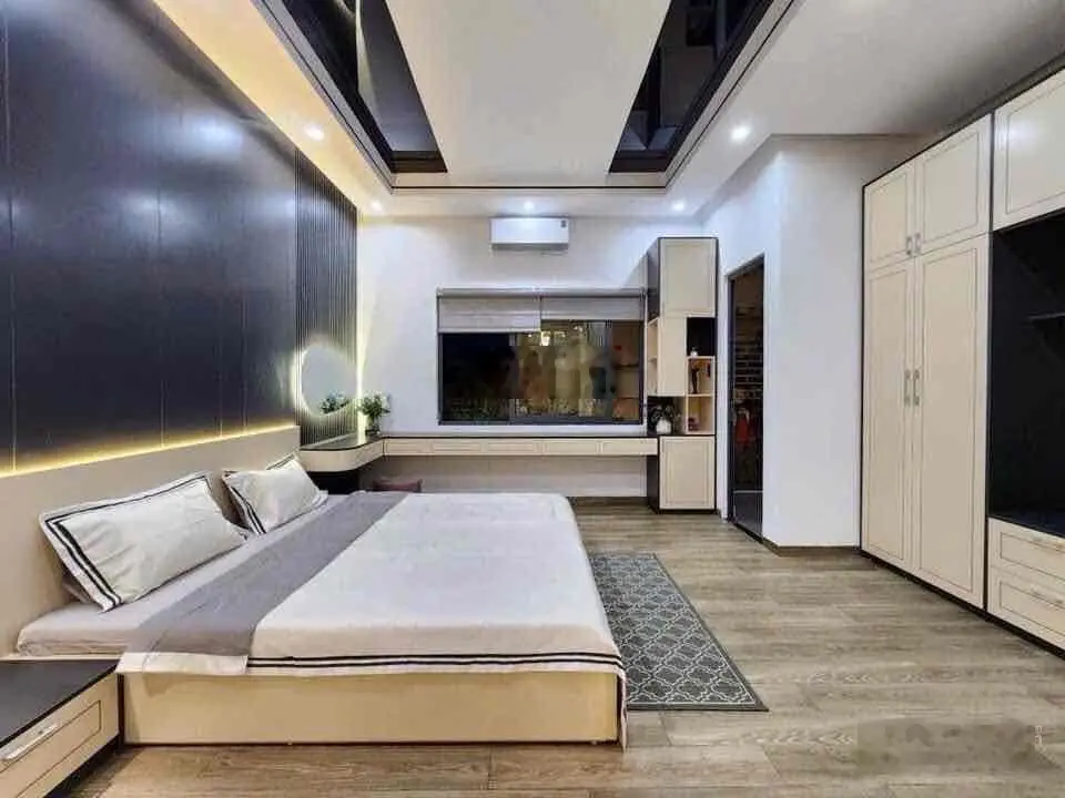 Ngân hàng thanh lý nhà siêu đẹp ngay trục đường Hoàng Thị Loan cách bãi tắm Nguyễn Tất Thành 500m