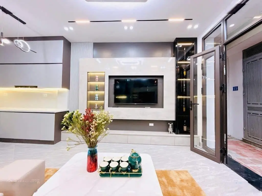 Bán nhà Ngũ Nhạc, 35m2 x 5 tầng, nhiều tiện ích, lô góc, ở luôn, ngõ ba gác, SĐCC, chỉ 4.75 tỷ