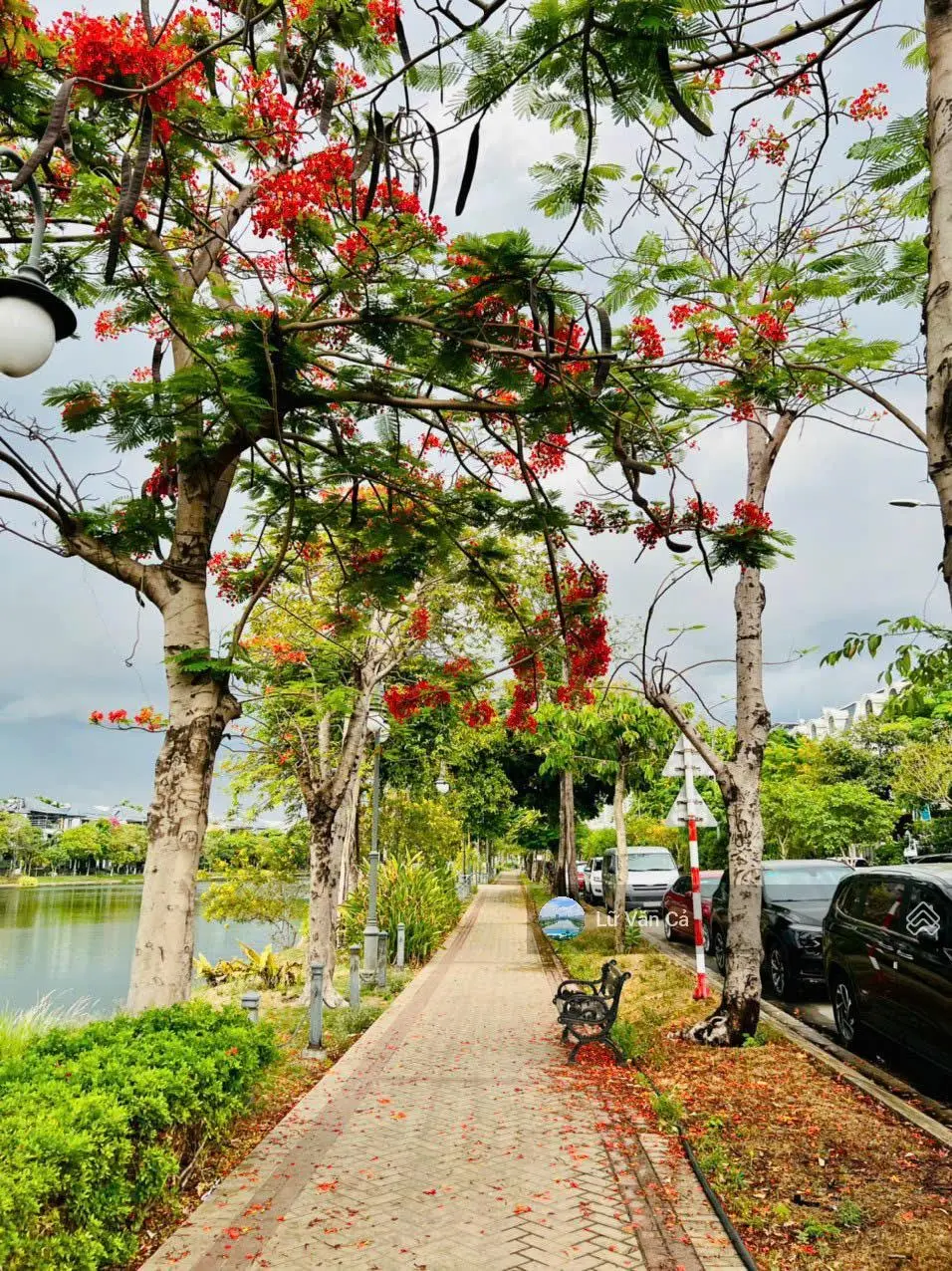 Biệt thự hồ lakeview city siêu vip. 8x22m, full nội thất vip, liên hệ 0907 860 ***