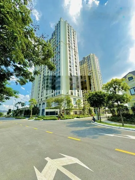 BÁN GẤP CĂN BIỆT THỰ SONG LẬP 178M2,MẶT TIỀN 10M2,ĐƯỜNG 13,5M GIÁ 32TY9 KDT AN LẠC SYMPHONY