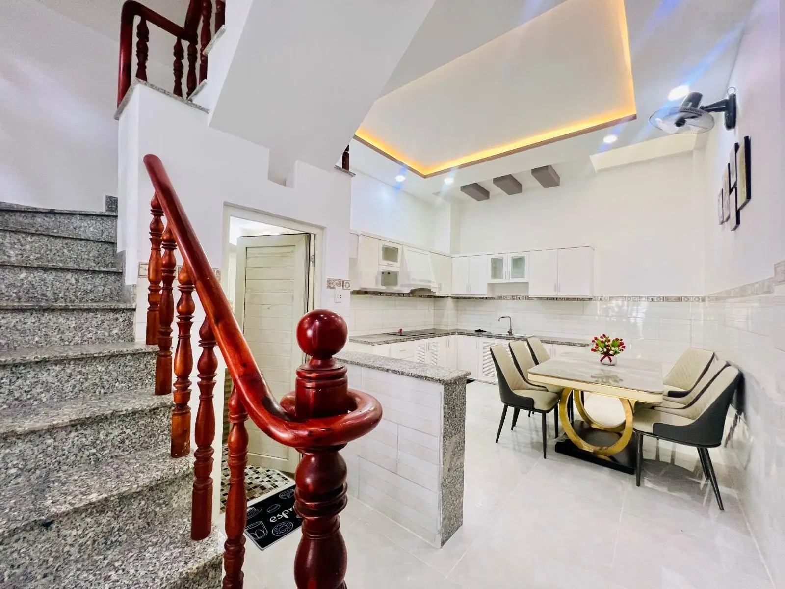 Nhà khu đồng bộ đường 7m, 3 lầu
