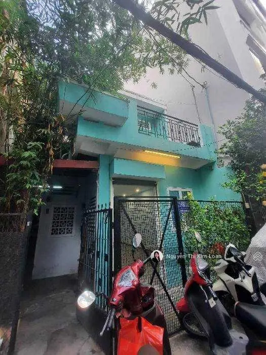 Bán nhà Nguyễn Thị Minh Khai Q.1 - Khu vực sầm uất - Nhà nát tiện xây mới - 5.5x13m nở hậu - 10 tỷ