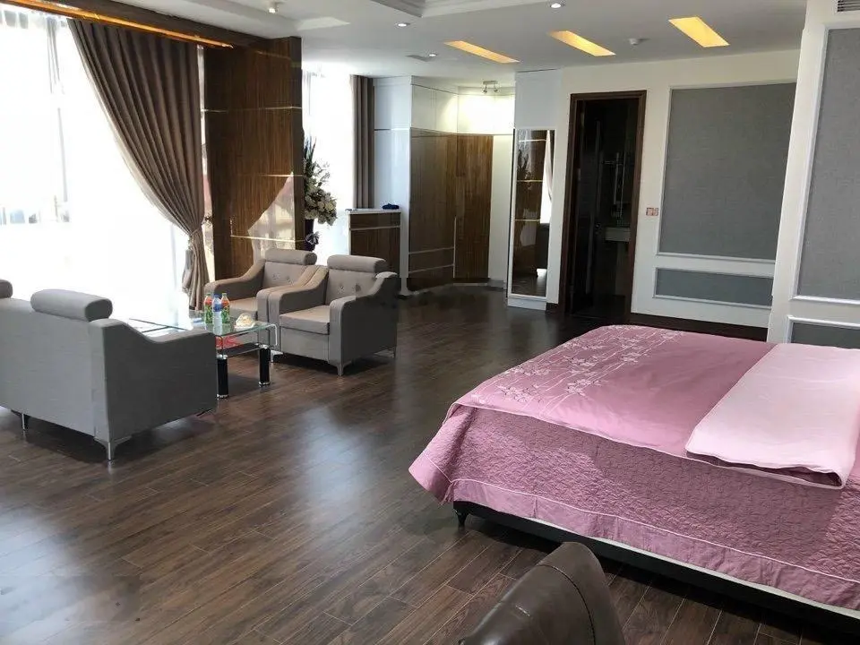 Bán căn chung cư duplex Yên Hòa Park View diện tích là 240m2, NT cơ bản nhà đẹp giá tốt 24 tỷ có TL