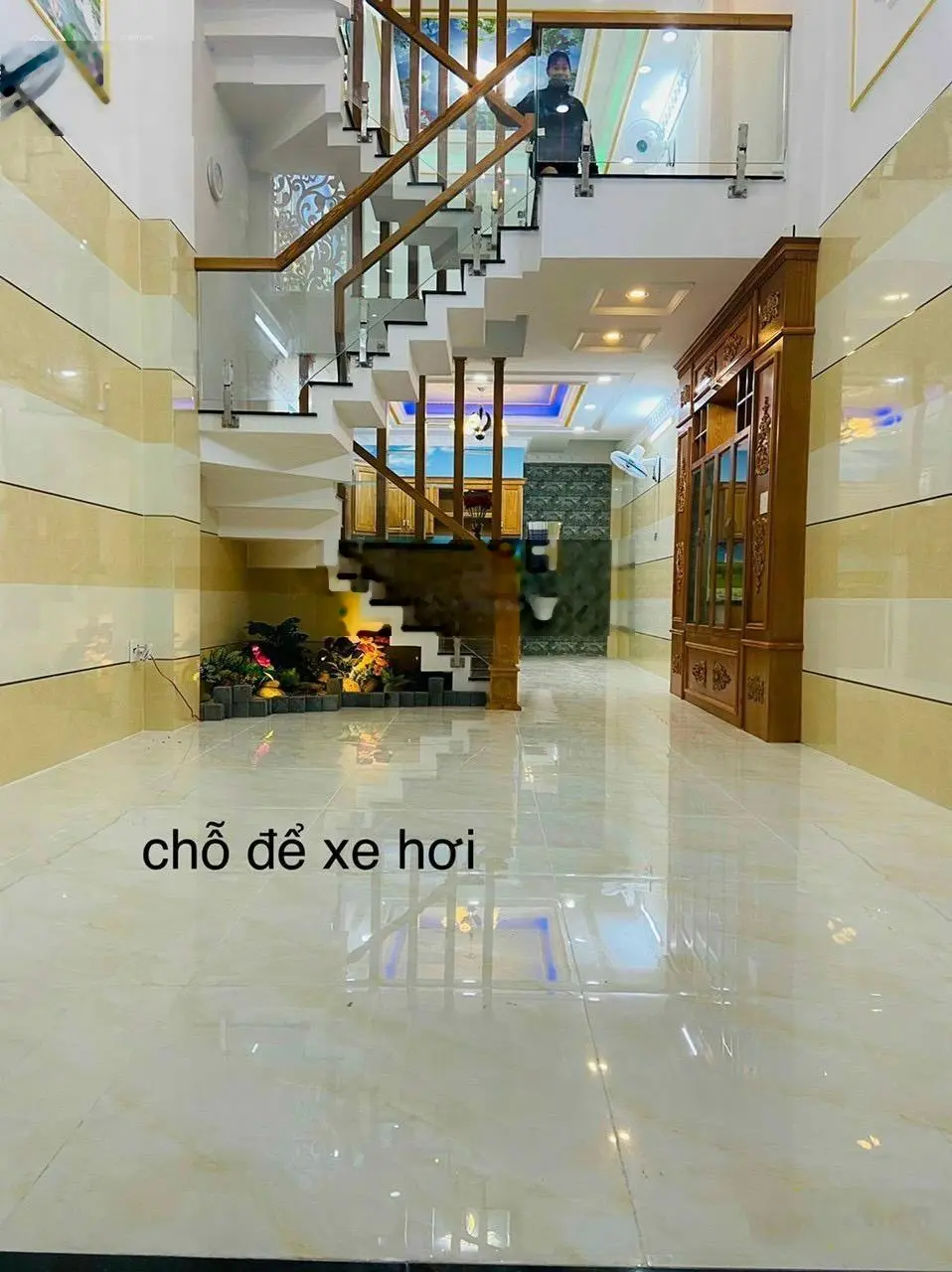 Bán nhà 1 sẹc Lê Văn quới hẻm thông 8m. DT ngang 4,2x15m đúc lửng 3 tấm hẻm xe hơi giá 5tỷ2