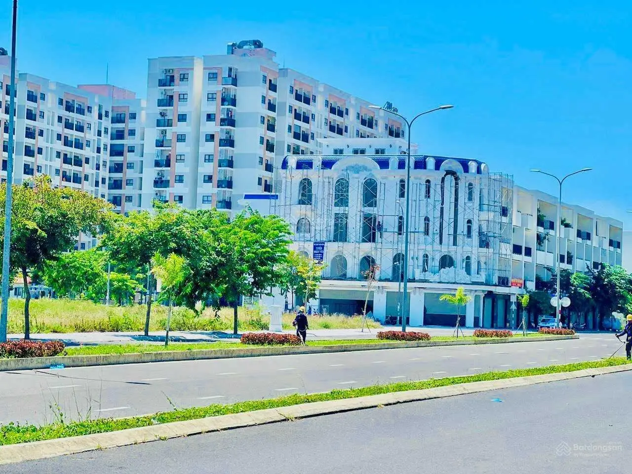 Cần bán 2 lô góc ngang rộng ngay trục đường Võ Văn Kiệt, Phước Long, Nha Trang giá tốt 2024
