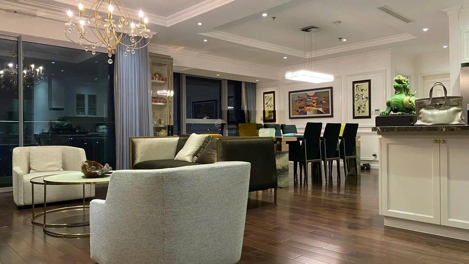 Giỏ hàng mua bán vinhomes đồng khởi giá tốt 10/2024