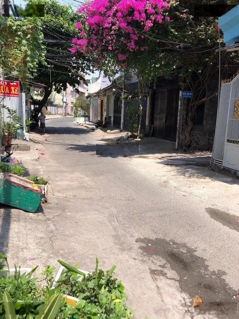 Siêu hiếm nhà 4x28m hẻm ô tô Phú Trung, Tân Phú 12 phòng chỉ 12.5 tỷ một đời chủ