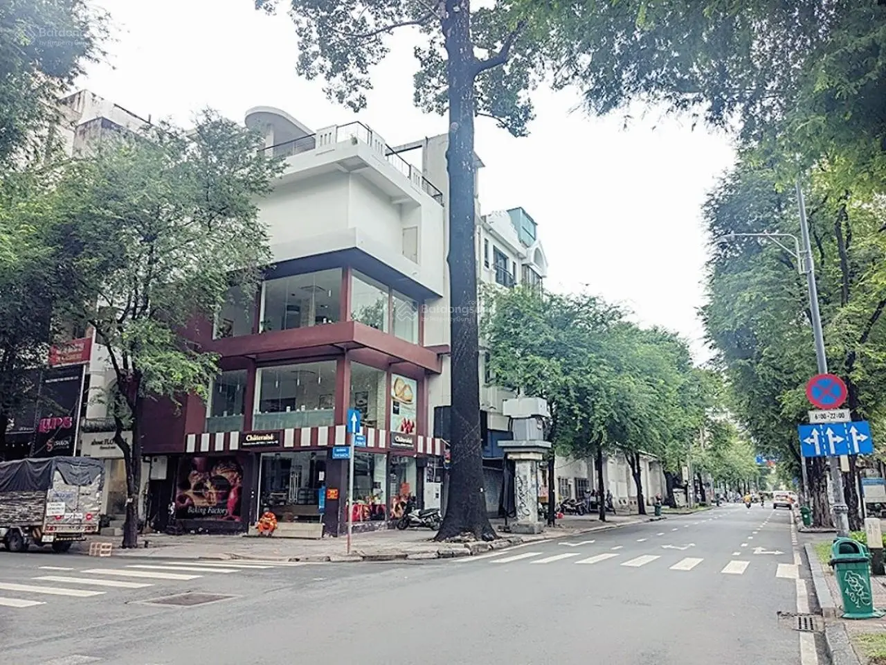 Mặt tiền Sương Nguyệt Ánh, giá quá rẻ, 10x40m, chỉ 245 tỷ