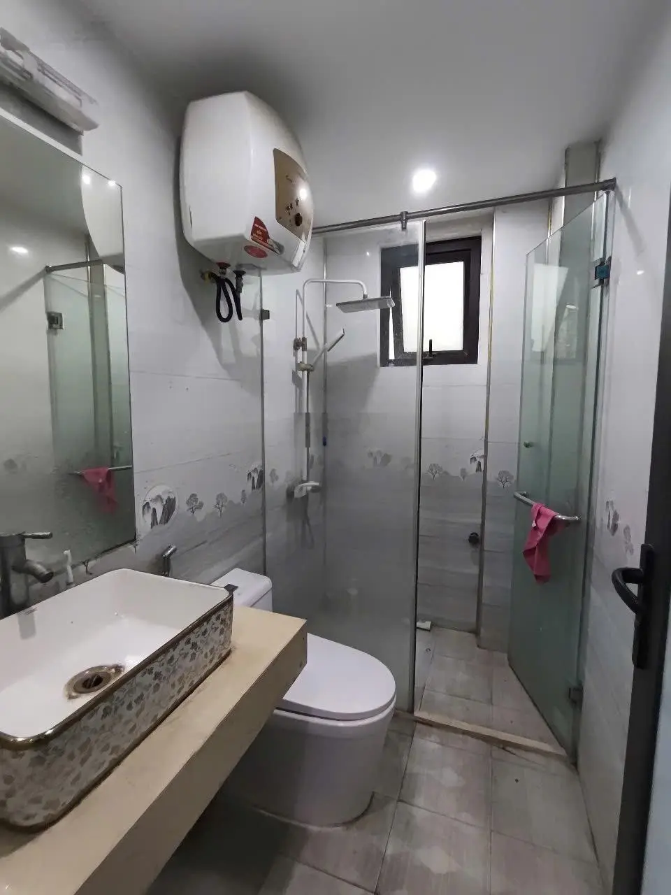 Hiếm! Bán nhà Gốc Đề 42m-6 ngủ-Lô góc-5m ô tô-8tỷ