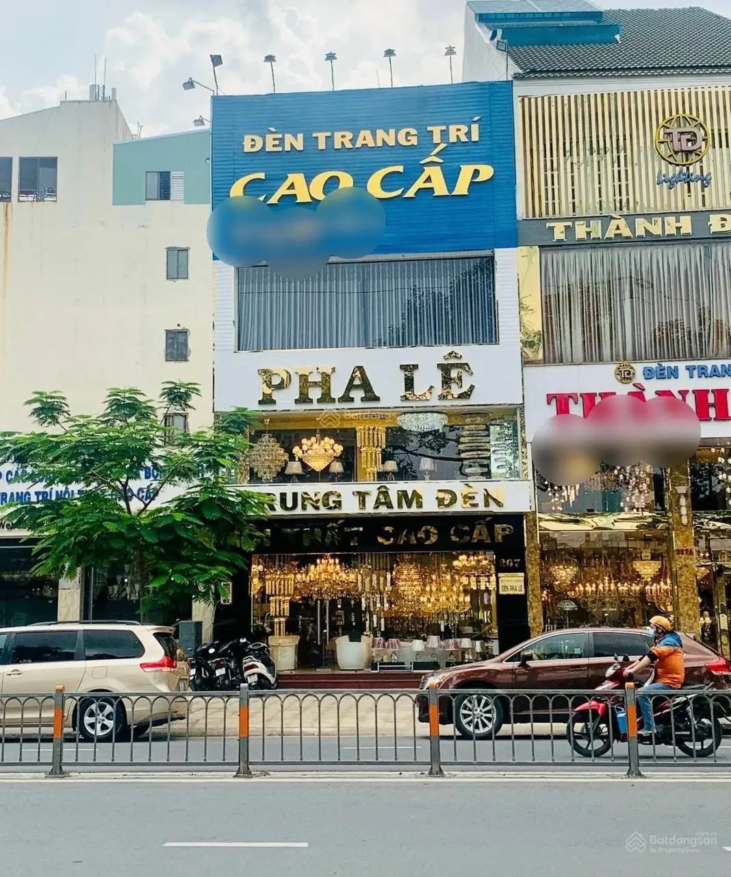 Bán nhà mặt tiền Quận 1. Đường Phạm Viết Chánh khu kinh doanh sung túc 4x15M, nhà trệt 3 lầu 19 tỷ