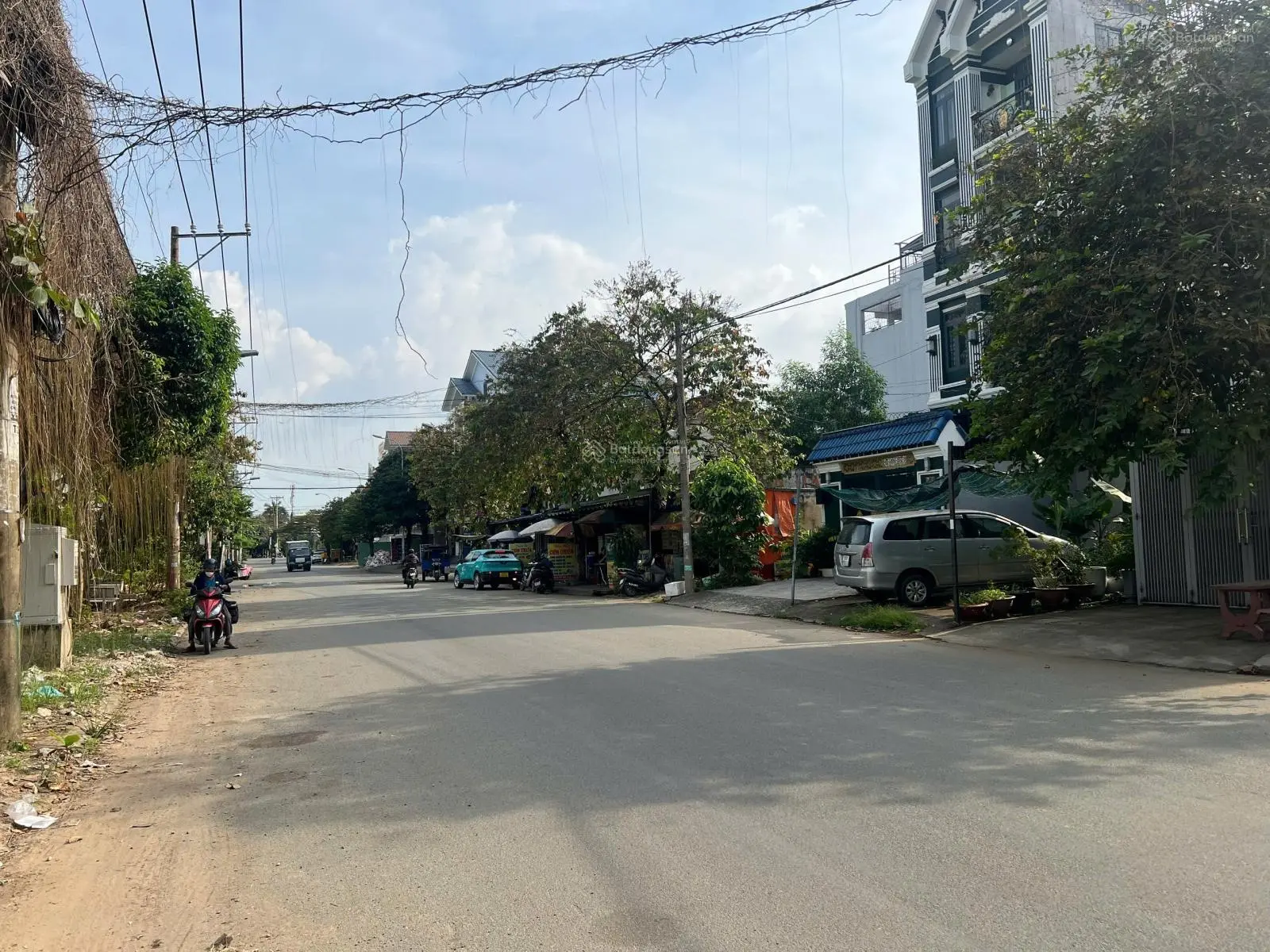 Bán lô Đất đẹp KDC Kiến Á, trục đường D5, cách Liên Phường 100m, DT 5x25 sổ cá nhân, giá 12,89 tỷ