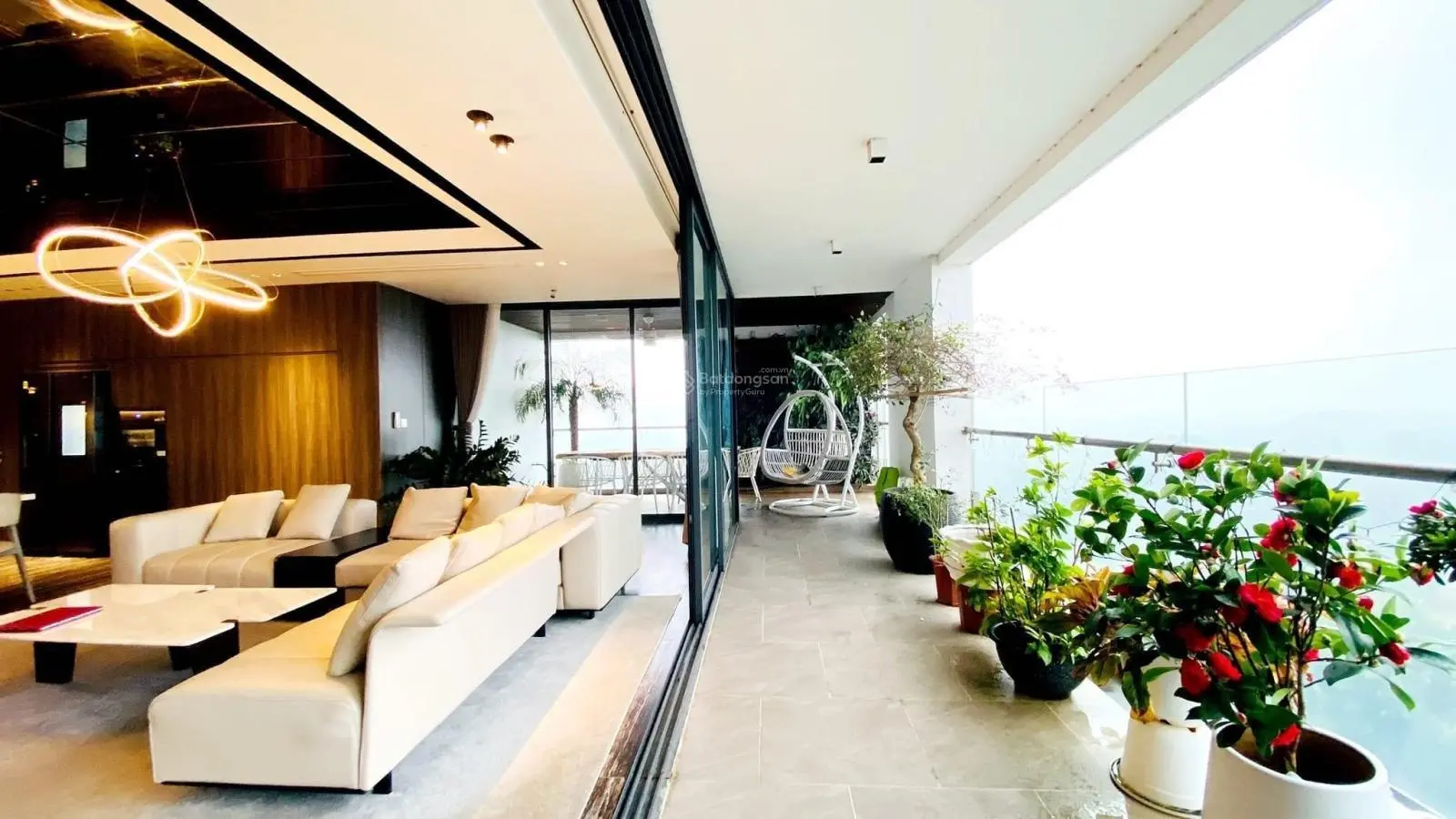 Nhanh! Góc Nguyễn Văn Huyên, gara, thang máy, 2 thoáng, dòng tiền, kinh doanh, ở sướng, 78m2*MT 6m