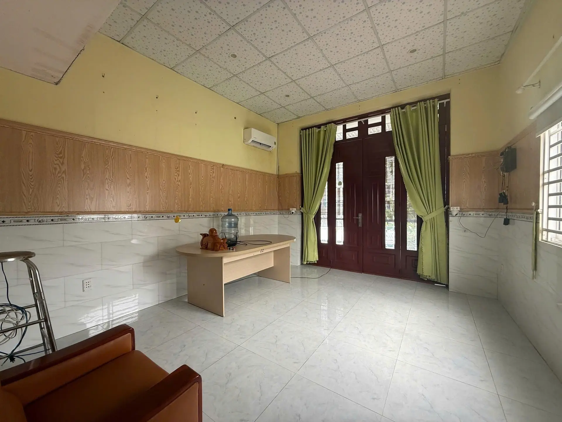 Bán nhà đẹp tại Hùng Vương, 1,53 tỷ, 85 m2, 3PN, 3WC, 1 trệt 1 lầu