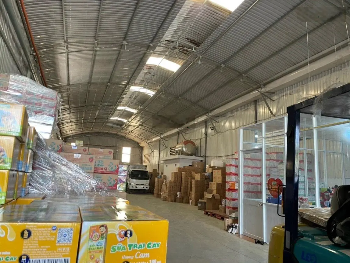Bán kho xưởng Long Thành mặt đường rộng, xe container vào được, LH: 0946 957 ***