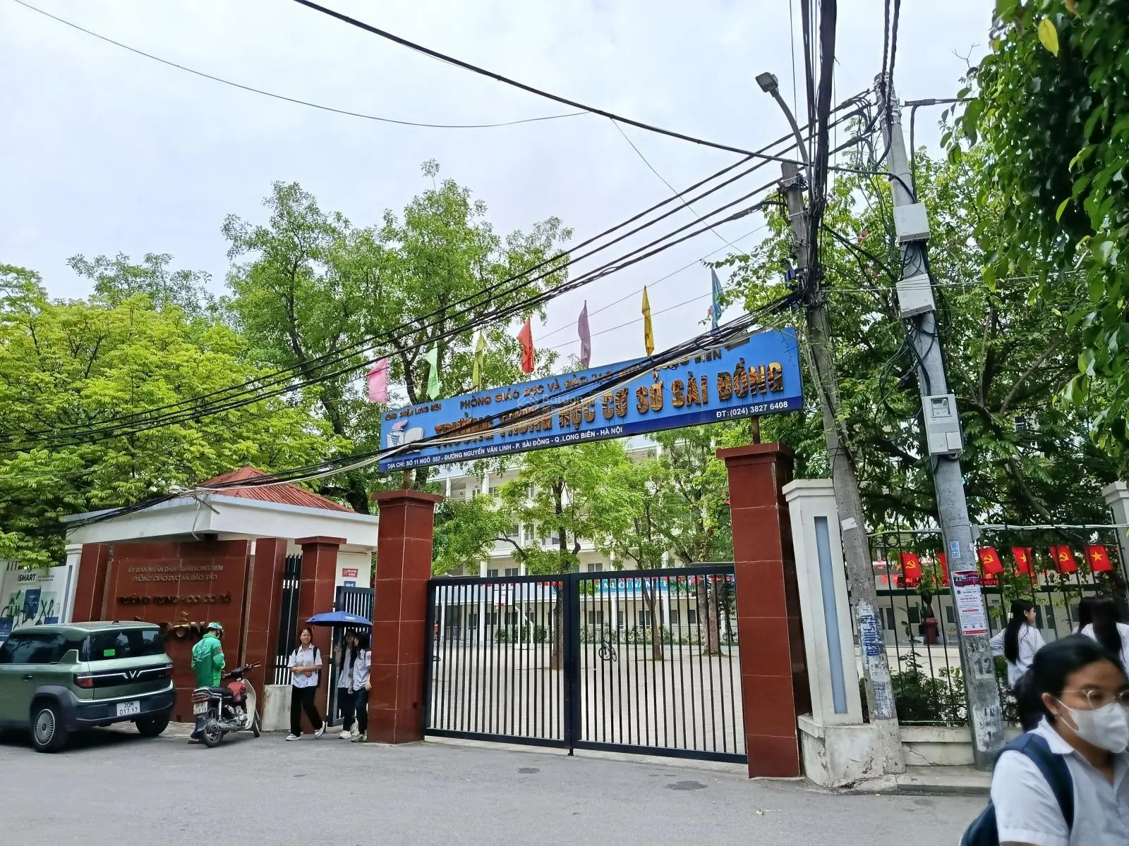 Bán nhà Sài Đồng - 6 tầng 4ngủ -có saan cổng riêng - thoáng trước sau. 20m ra hồ Sài Đồng