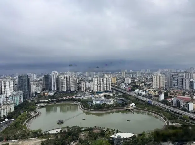 Bán nhanh lô góc 3 ngủ 95m2 Vinhomes D'capitale giá tốt 8.5 tỷ