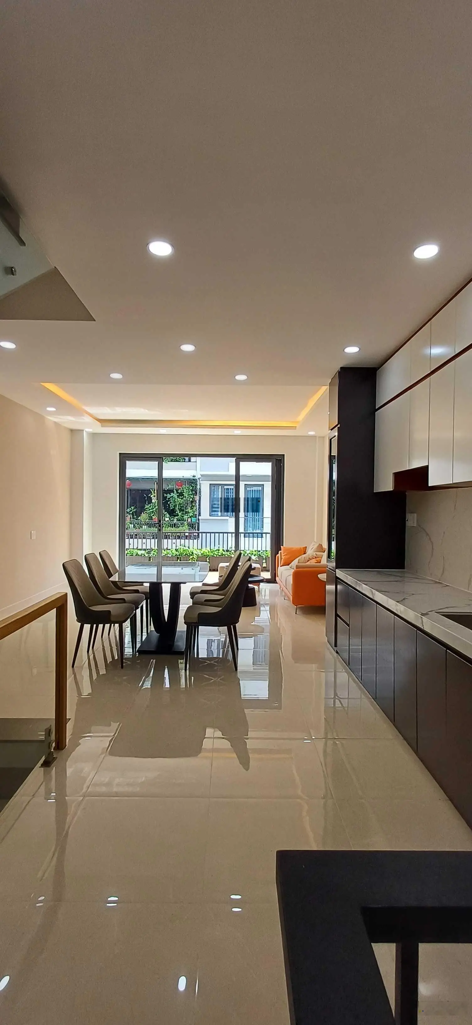 6.1 tỷ - Nhà phố vip 1 trệt 4 lầu - Ngã Tư Ga - p. Thạnh lộc - Q12 - HCM (thiết kế mới - hiện đại)