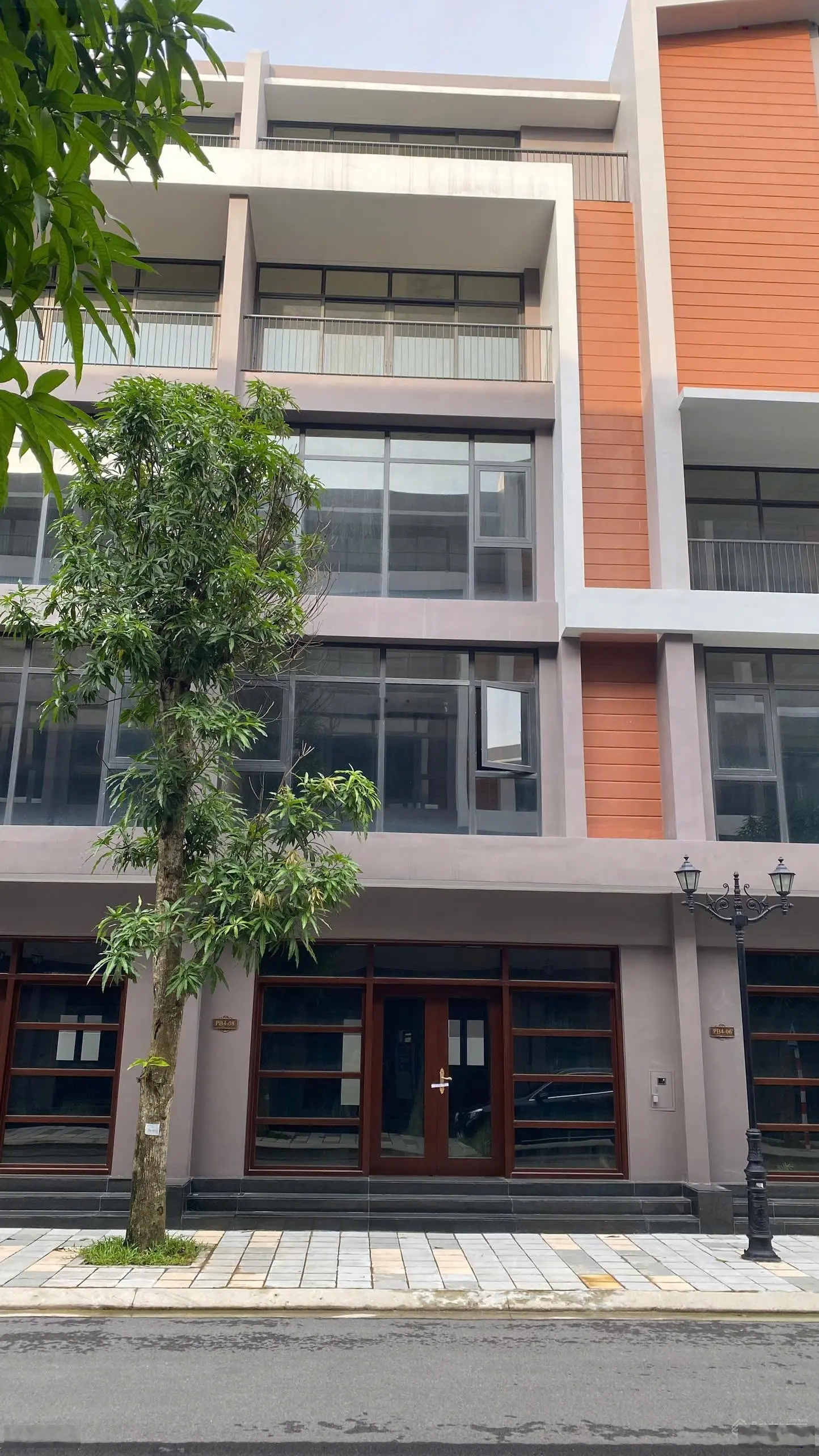 BÁN NHÀ PHỐ 85M2 TẠI ĐƯỜNG PHỐ BIỂN 14 VINHOMES OCEAN PARK3 VĂN GIANG- HƯNG YÊN