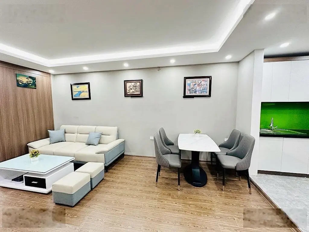 3,1 tỷ . 90m2 .Tập thể Đồng Xa , 3 ngủ , 2WC , 2 ban công